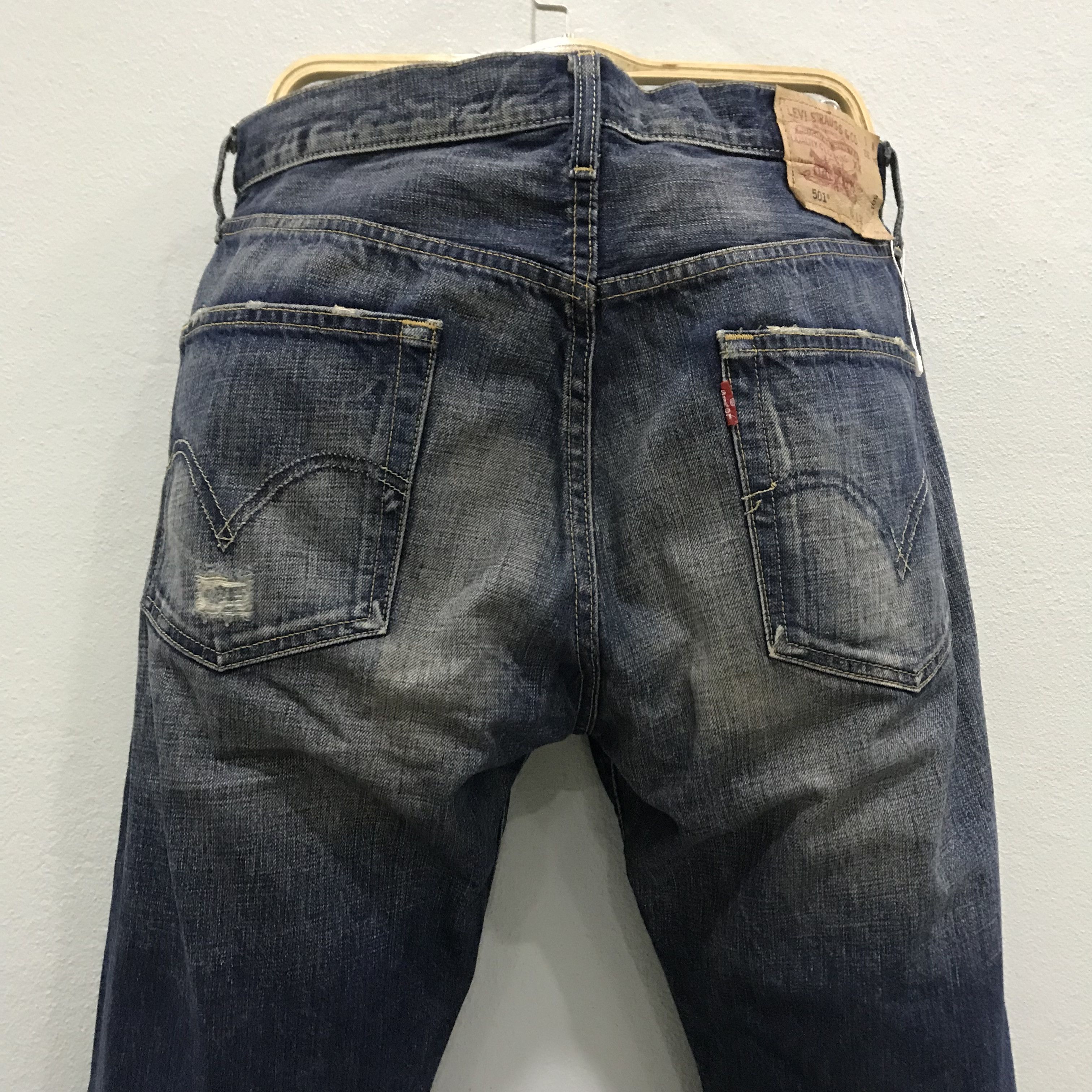Levi's Vintage 90s Levi's 501 Distressed Faded Blue Stone Washed Size US 34 / EU 50 - 10 Thumbnail