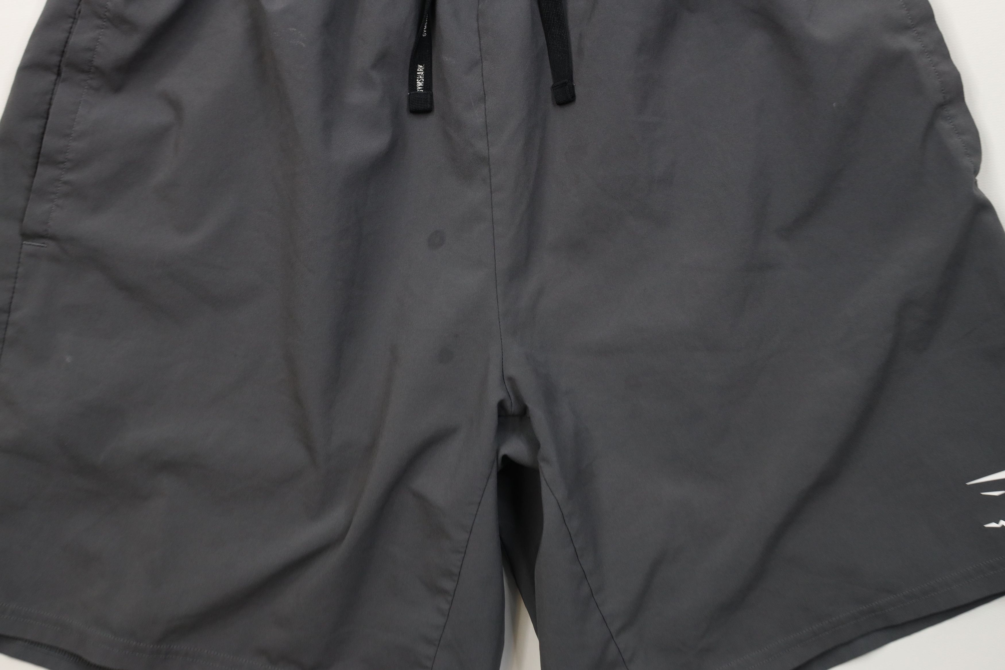Gymshark Gymshark 7" Arrival Gym Running Jogging Soccer Shorts Gray Size US 32 / EU 48 - 3 Thumbnail