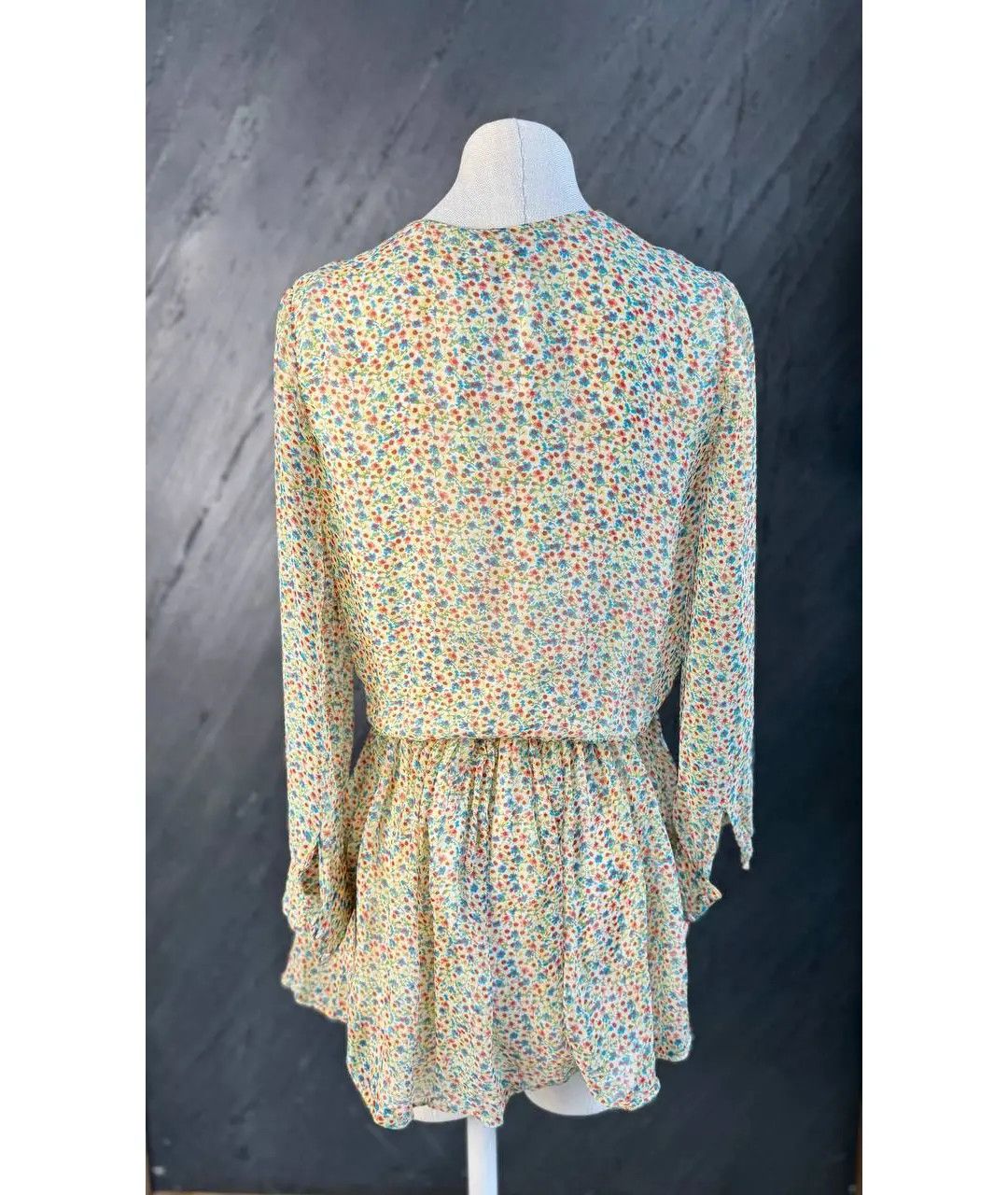 Saint Laurent Paris Saint Laurent Paris Silk Flower Button Up Dress Size M / US 6-8 / IT 42-44 - 2 Thumbnail