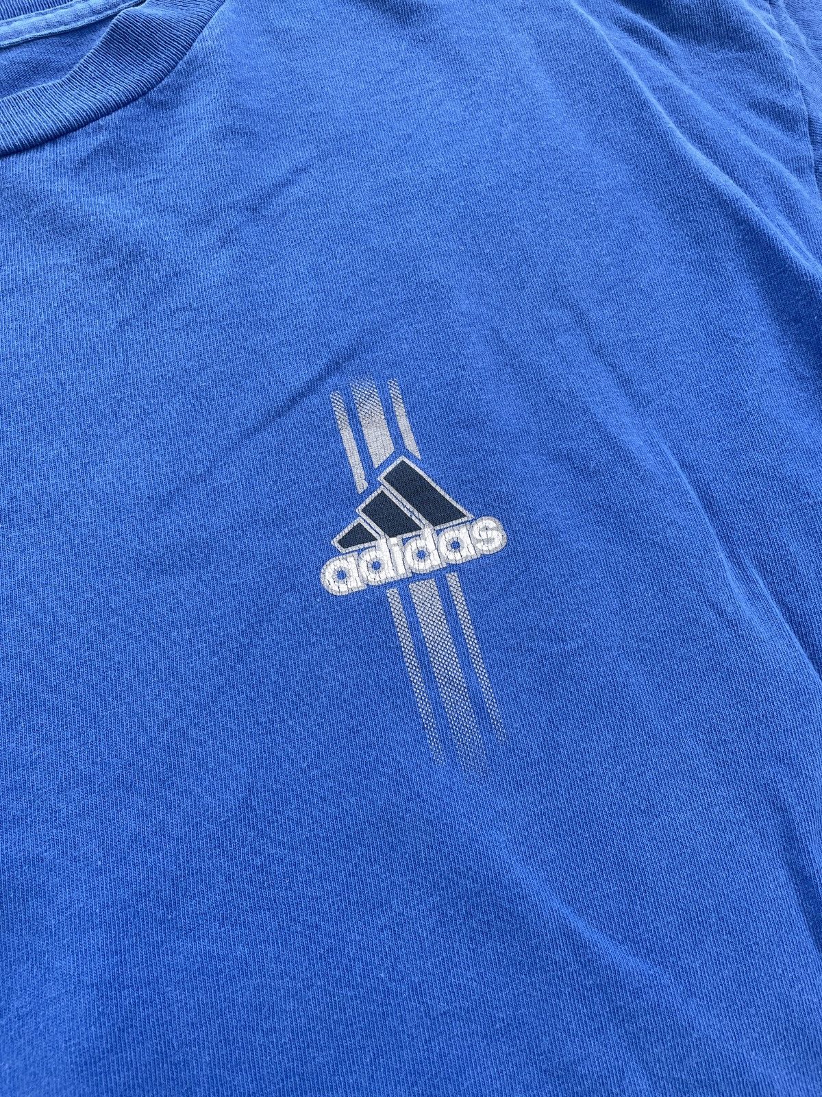 Adidas VINTAGE ADIDAS MADE IN USA BIG LOGO TEE Y2K Size US L / EU 52-54 / 3 - 7 Thumbnail
