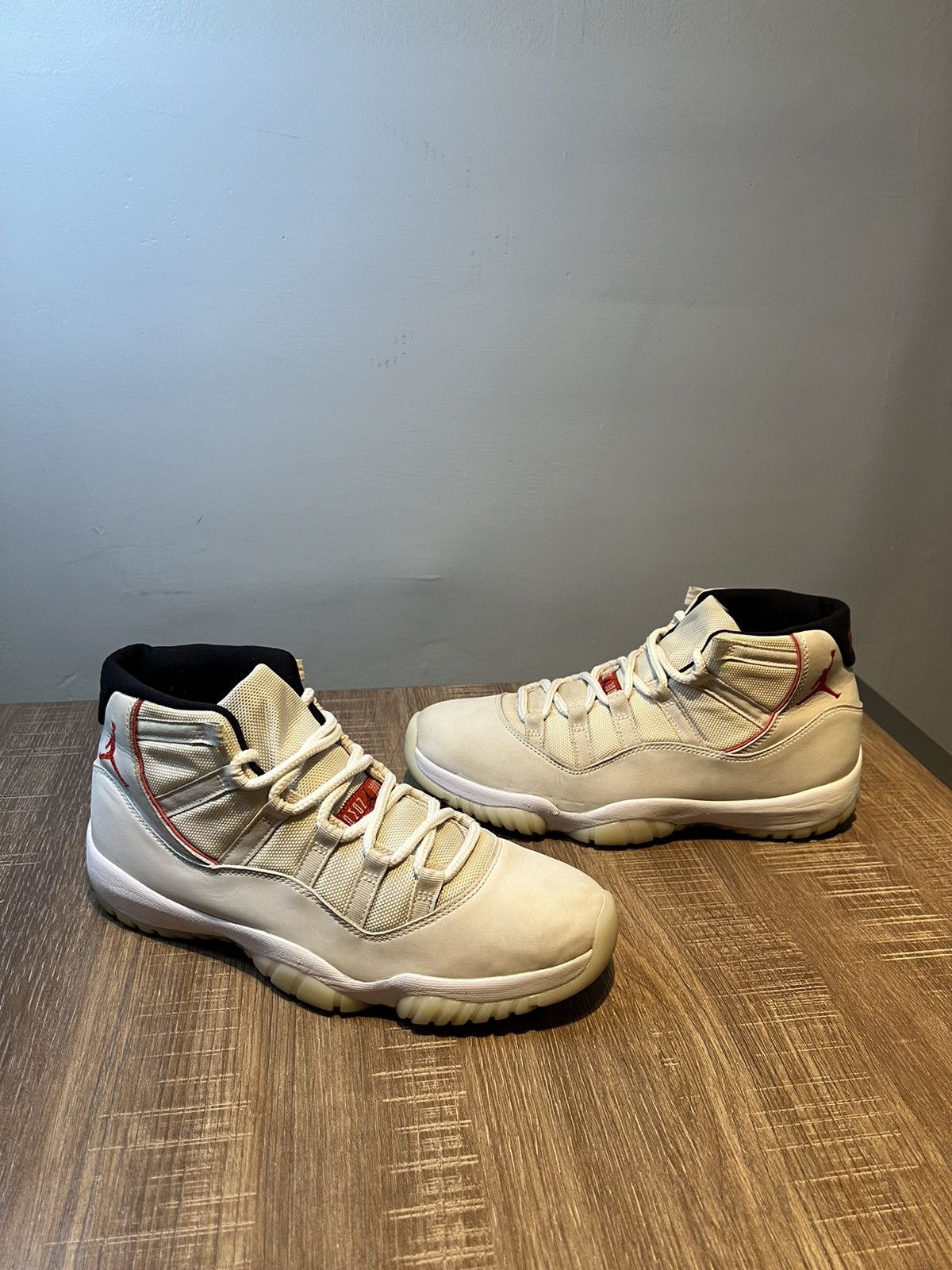Jordan Brand NIKE SIZE 10.5 Air Jordan 11 Retro Platinum Tint Shoes Size US 10.5 / EU 43-44 - 2 Thumbnail