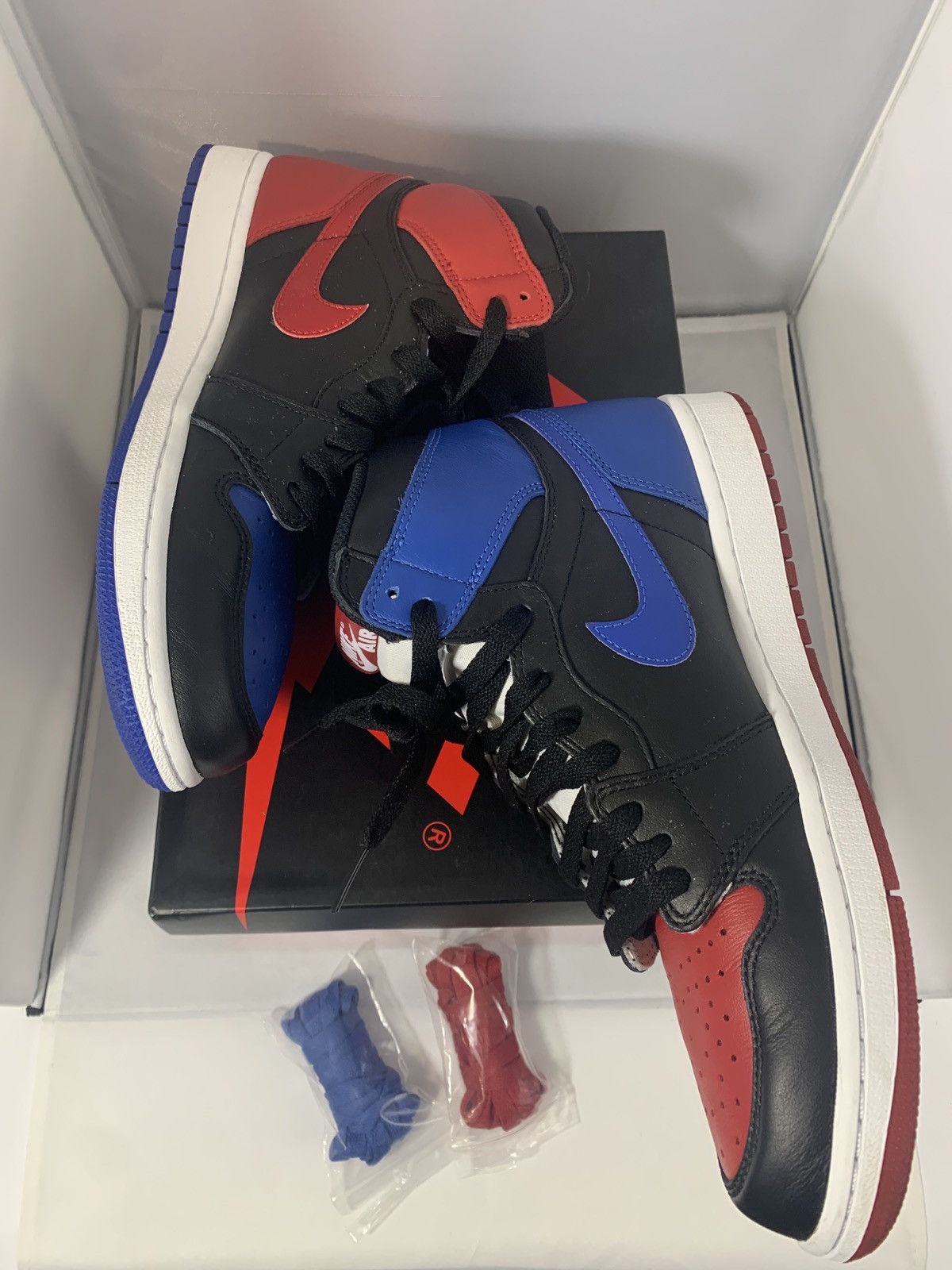 Nike Air Jordan 1 Retro High OG Size US 9.5 / EU 42-43 - 8 Thumbnail