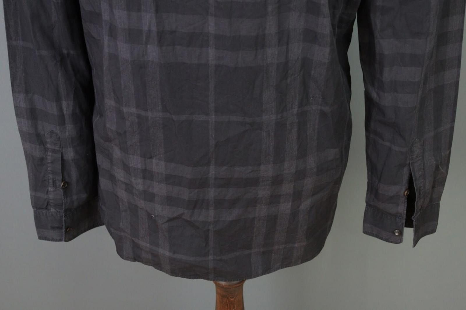 Designer Burberry London Gray Nova Check Button Down Shirt Size XL Size US XL / EU 56 / 4 - 8 Thumbnail