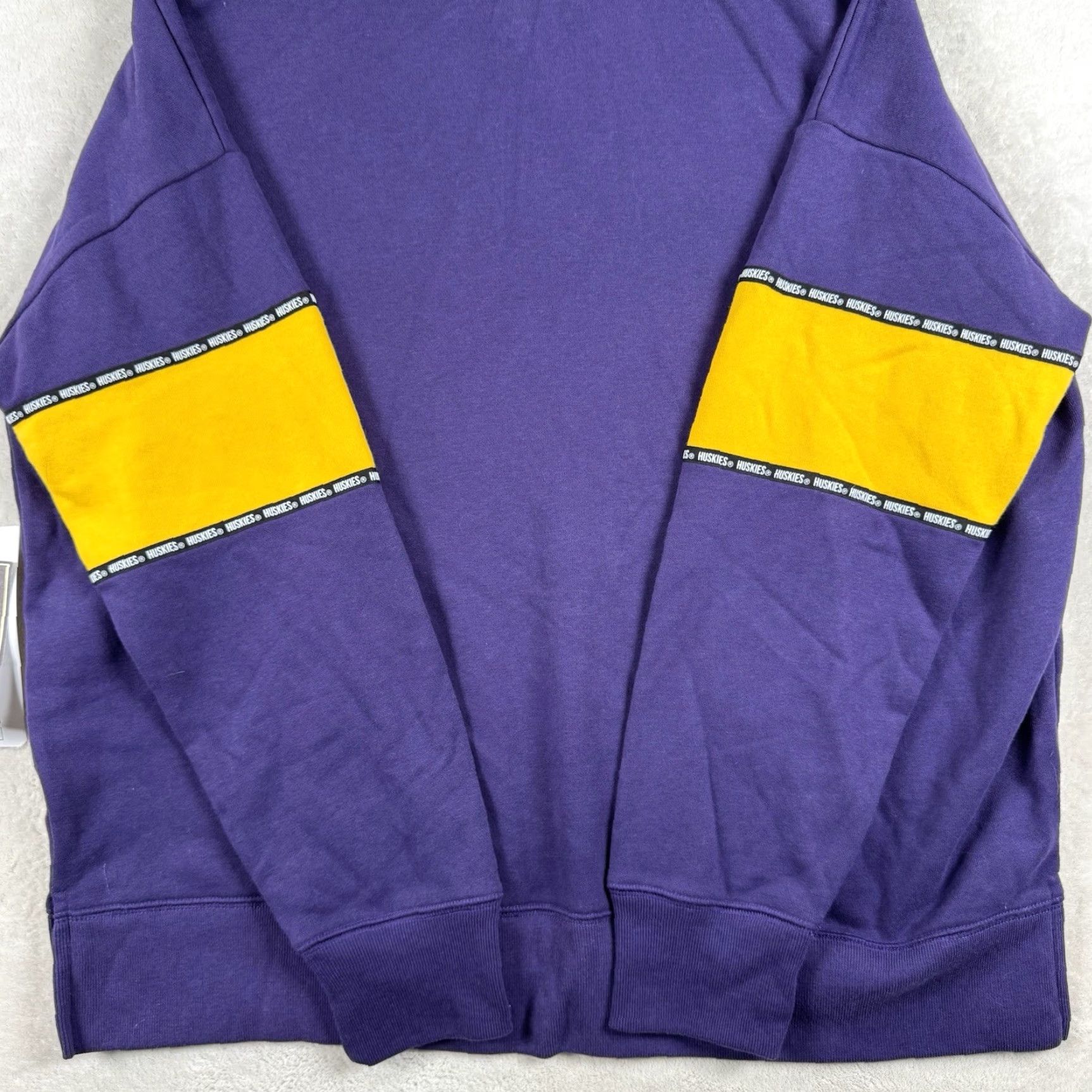 Logo 7 Washington Huskies Football Hooded Sweatshirt Mens L Purple W Logo Zip Mock Neck Size US L / EU 52-54 / 3 - 4 Thumbnail