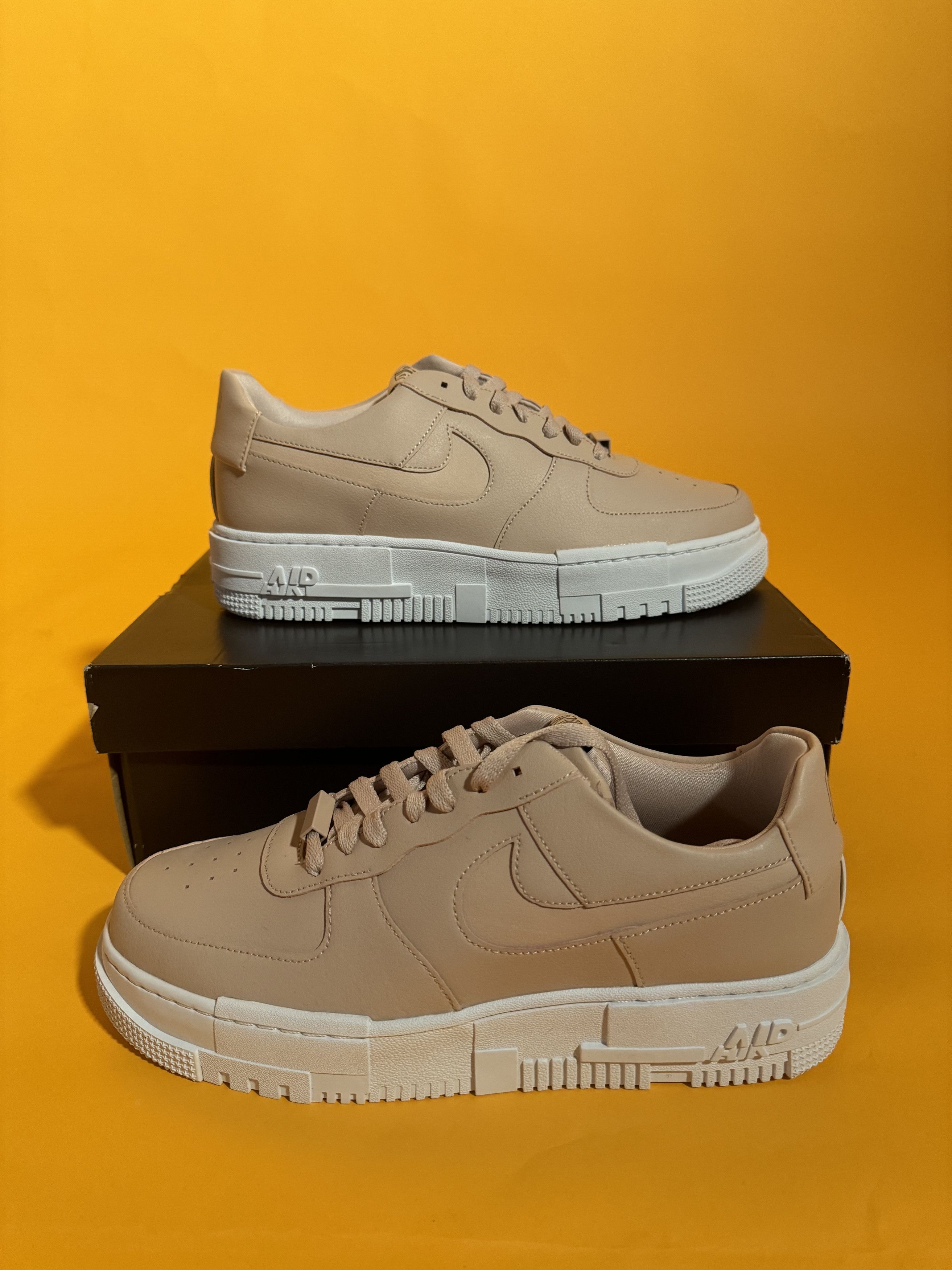 Nike AF1 "Pixel" Lows Size US 10 / EU 43 - 1 Thumbnail