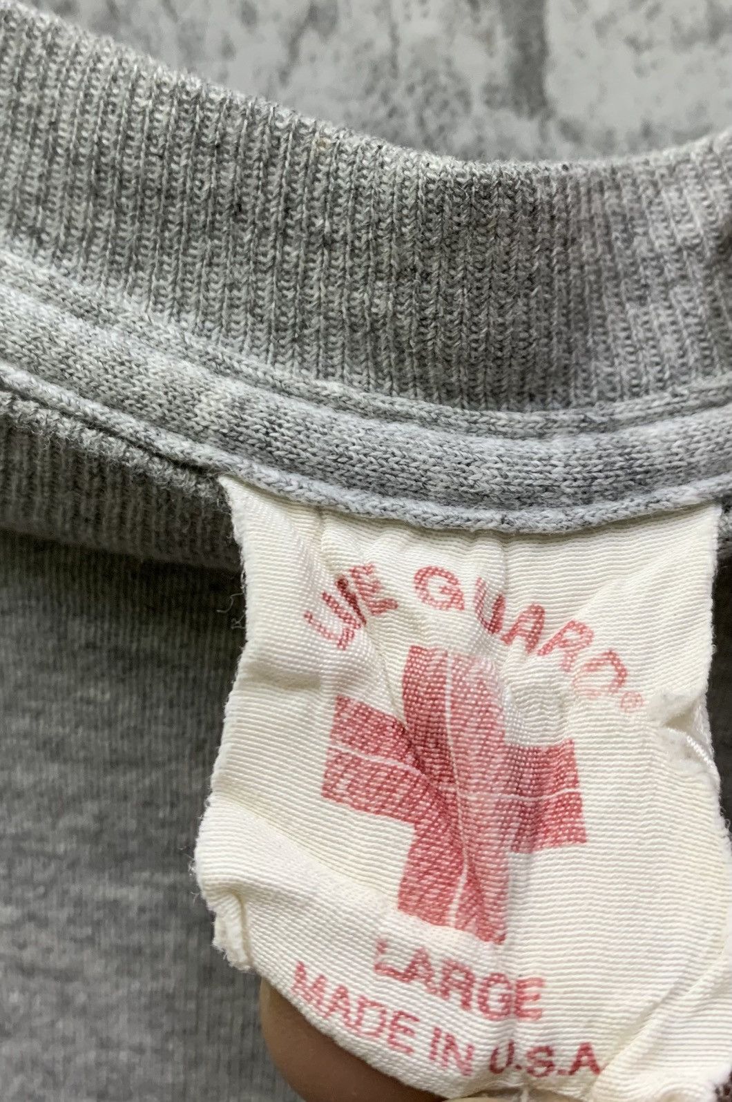 Vintage Vintage 90s Life Guard T-shirts Size US L / EU 52-54 / 3 - 14 Thumbnail