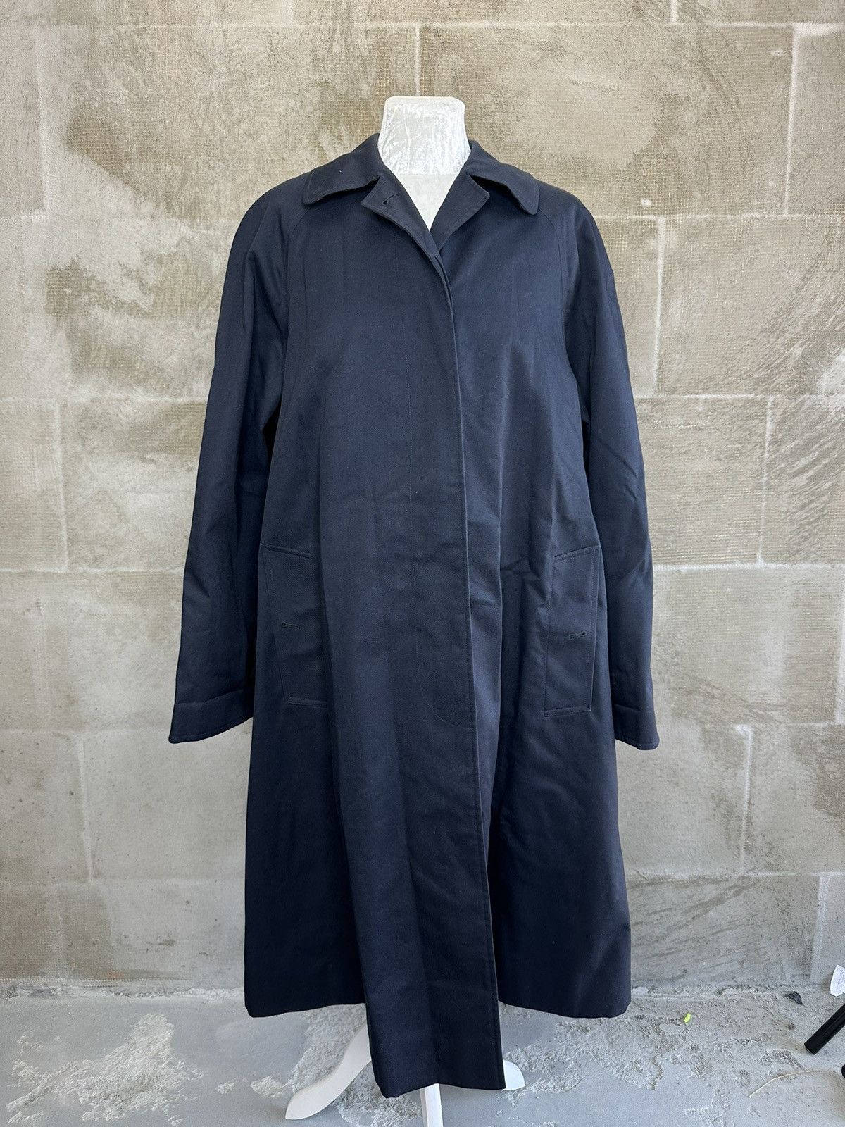 Burberry × Vintage Vintage Monogram Burberrys Nova Check Trench Coat Jacket Size L / US 10 / IT 46 - 1 Thumbnail