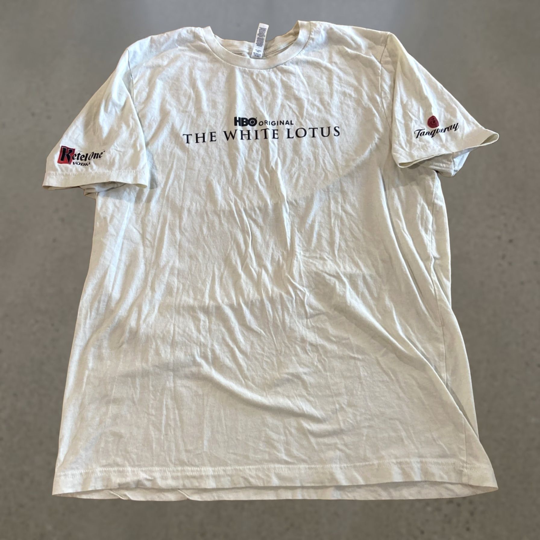 Vintage VINTAGE The White Lotus HBO Original Logo T Shirt Mens XL Beige Logo T-Shirt Mens XL Beige Fast Shipping Size US XL / EU 56 / 4 - 1 Thumbnail