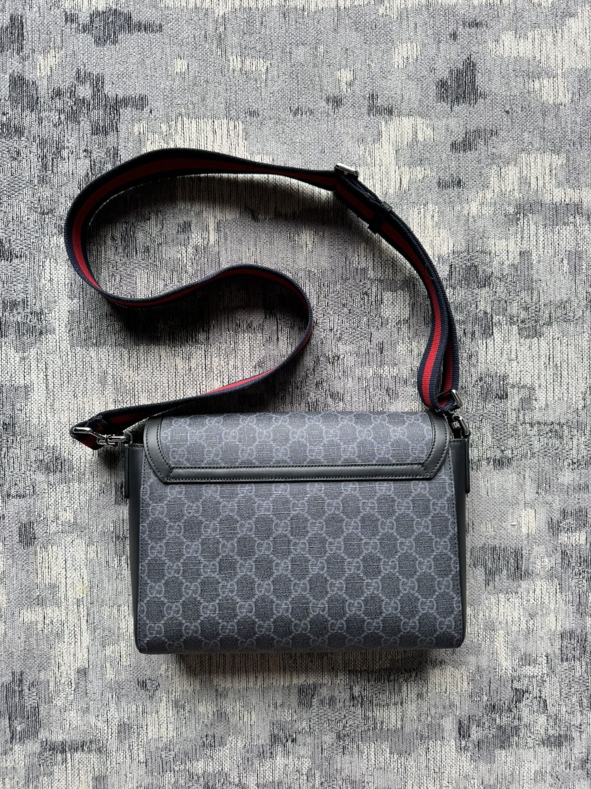 Gucci Gucci Supreme Shoulder Bag Size ONE SIZE - 2 Thumbnail