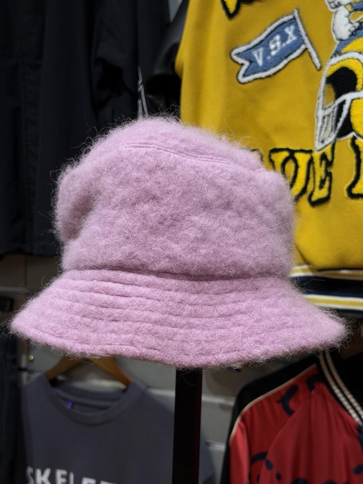 Marni Marni Pink Fur Bucket Hat 100% Authentic (Size Large) Size ONE SIZE - 6 Thumbnail