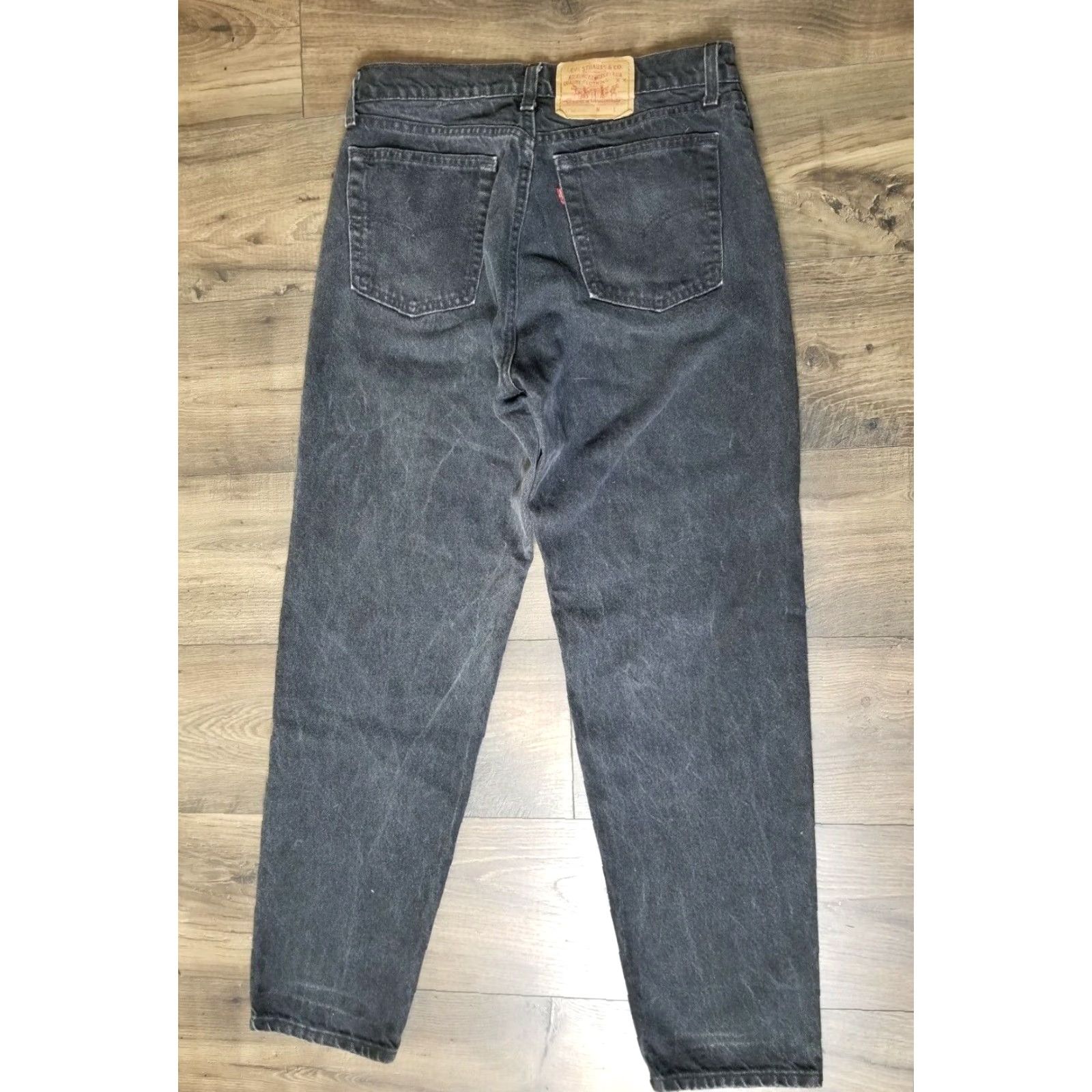 Levi's Vintage Levi's Jeans Women's Tapered Regular Fit Sz 13 Black 90s Made in USA Size 34" / US 12 / IT 48 - 2 Thumbnail