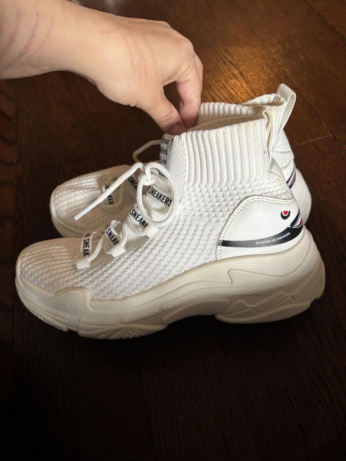 Designer DB SHARK White Knit High-Top Sneakers with Shark Design Size US 7 / IT 37 - 5 Thumbnail