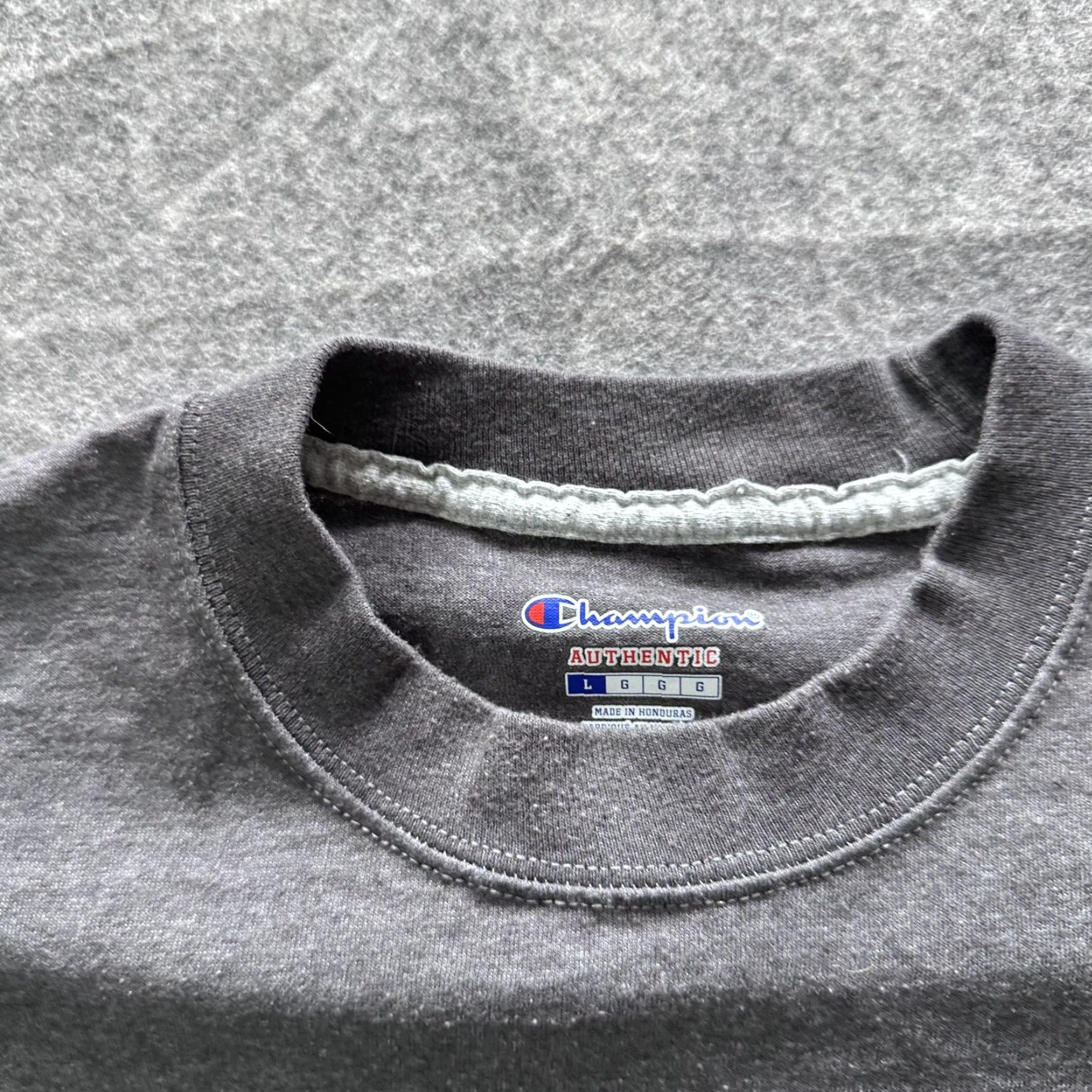 Champion Champion Shirt Mens Large Gray Embroidered C Logo Tee Tagless Casual Plain Size US L / EU 52-54 / 3 - 3 Thumbnail