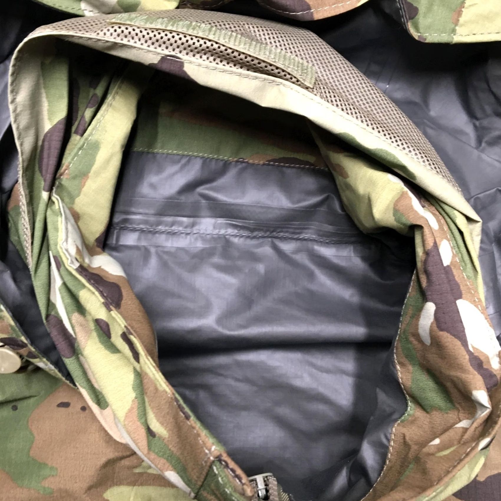 Vintage VINTAGE Unicor US Army ECWCS Jacket Men XS Reg OCP Camo Gen III Extreme Cold/Wet Weather Hooded Jacket Size US XS / EU 42 / 0 - 5 Thumbnail