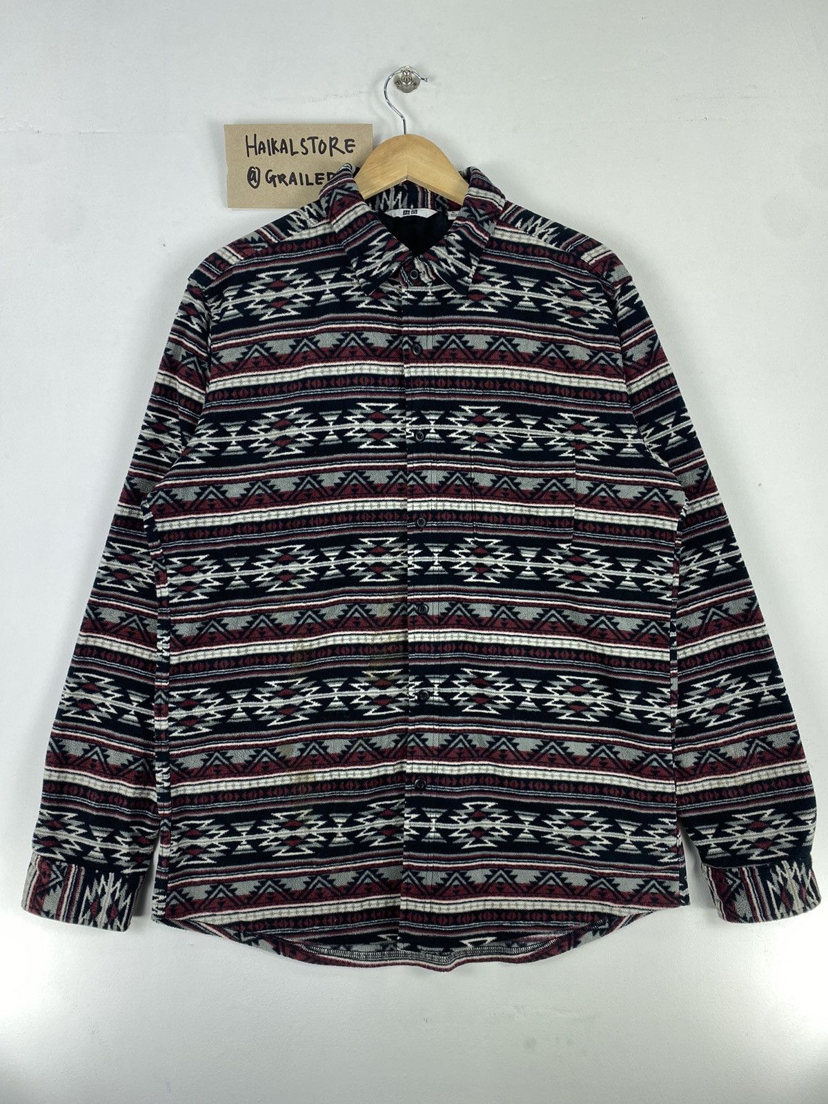 Flannel Uniqlo Flannel Navajo Unique Pattern Button Up Size US M / EU 48-50 / 2 - 1 Thumbnail