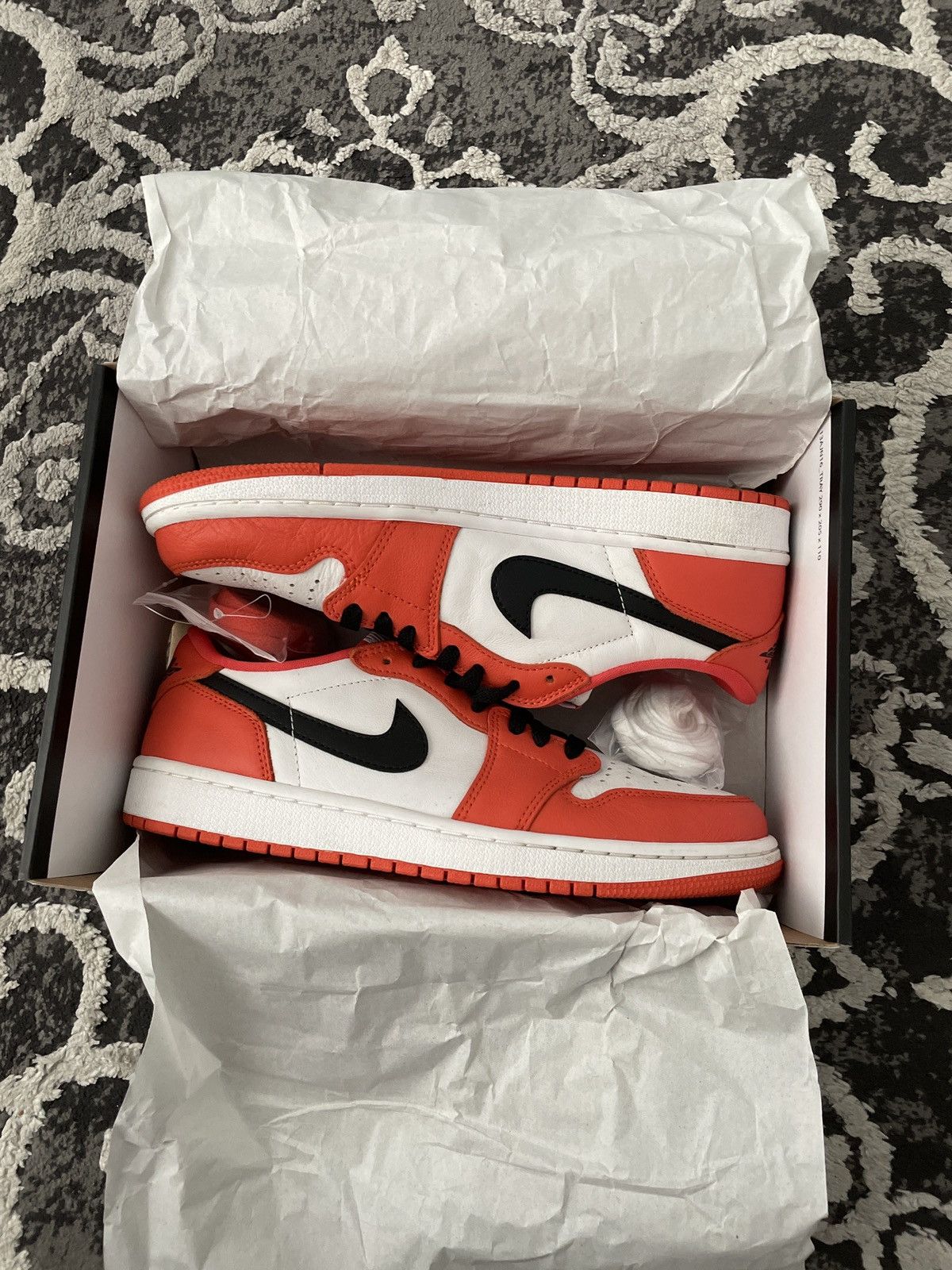Jordan Brand Jordan 1 low starfish Size US 8.5 / EU 41-42 - 1 Thumbnail