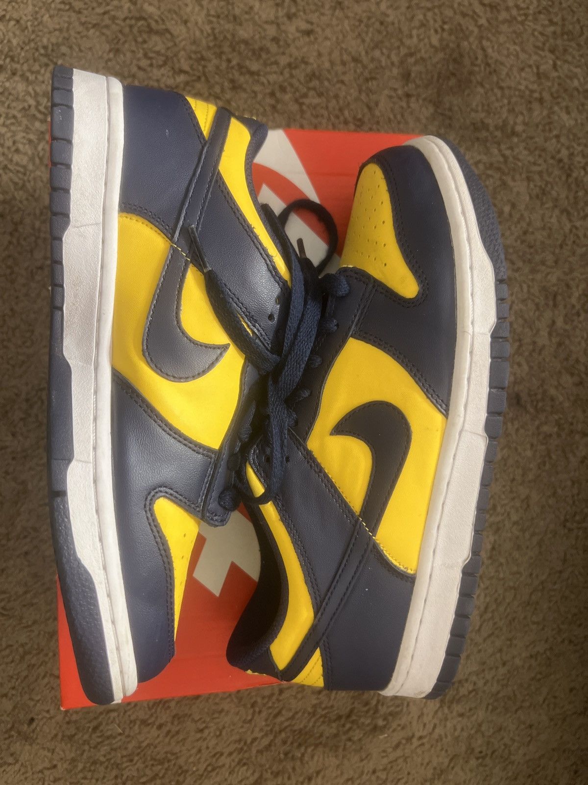 Nike Dunk Low 'Michigan' Size US 7 / EU 40 - 2 Thumbnail