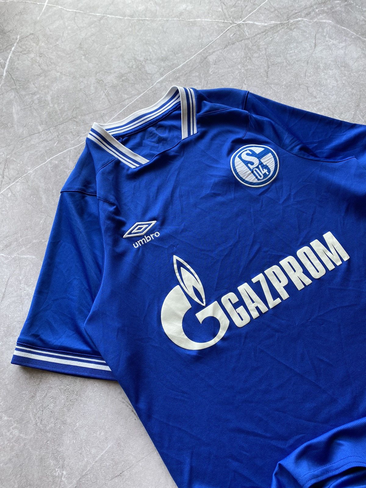 Umbro Schalke 04 Umbro 2020/21 Home Football Soccer Jersey Size US S / EU 44-46 / 1 - 3 Thumbnail
