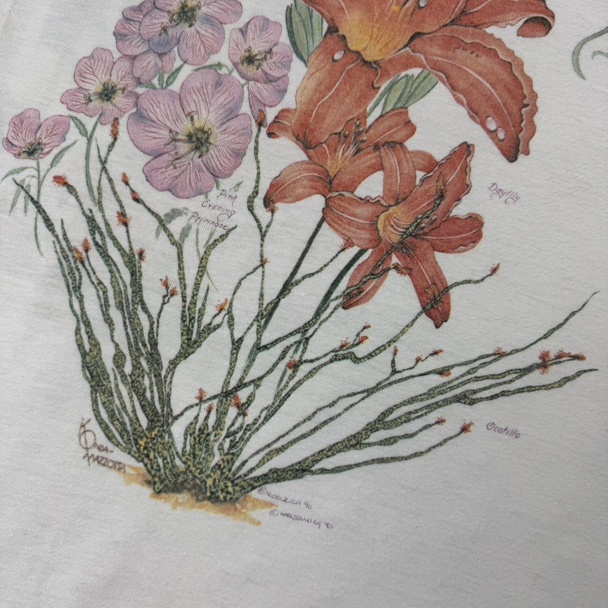 Vintage Vintage 90’s Floral and Butterfly Victoria Canada T-shirt Size US S / EU 44-46 / 1 - 8 Thumbnail