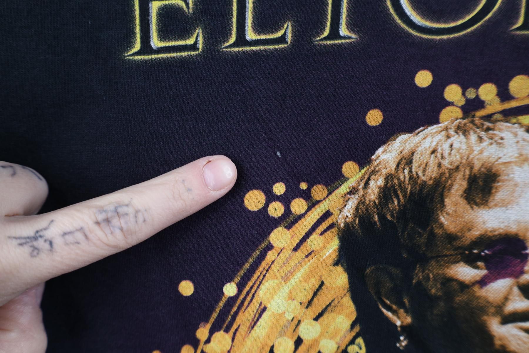 Vintage Vintage Y2K 2015 Tour Elton John Band Short Sleeve T-Shirt Size US XL / EU 56 / 4 - 5 Thumbnail