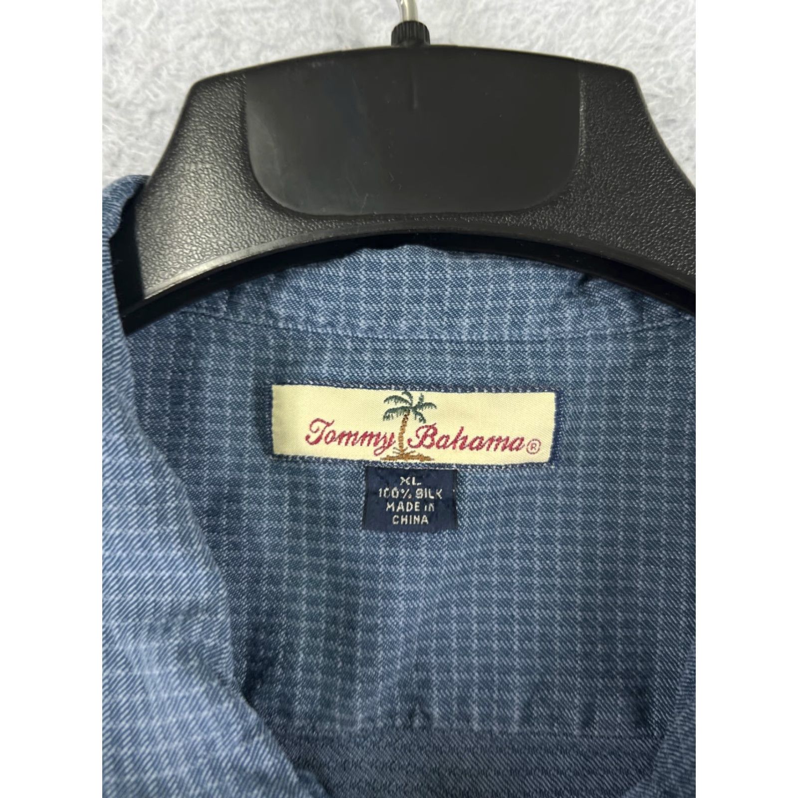 Tommy Bahama Tommy Bahama Shirt Men XL Blue Silk Plaid Hawaiian Button-Up Size US XL / EU 56 / 4 - 3 Thumbnail