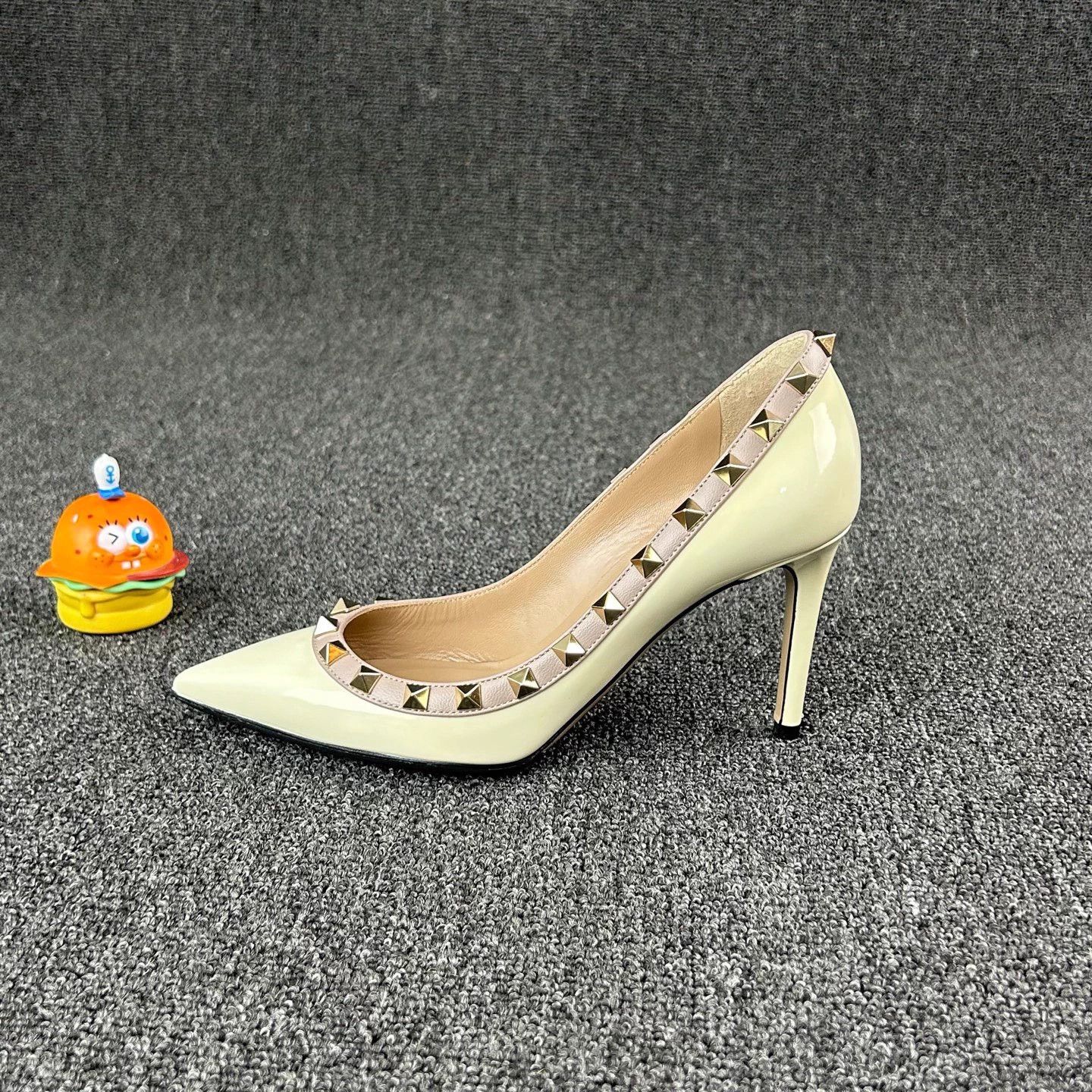 Valentino Valentino Women's Yellow Studded High Heels 35 Size US 4.5 / IT 34.5 - 3 Thumbnail