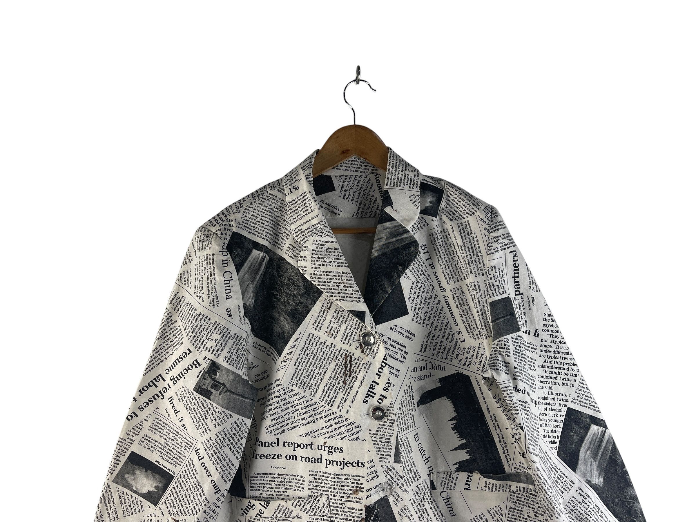 Japanese Brand Vintage Japanese Newspaper Print Collage Jacket Size US M / EU 48-50 / 2 - 10 Thumbnail
