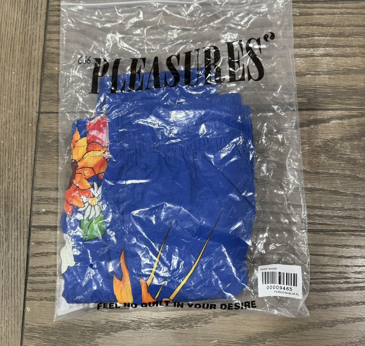 Designer × Pleasures ⚡️ PLEASURES Heart Shorts RARE!! Blue Size XL ⚡️ Size US 36 / EU 52 - 10 Thumbnail