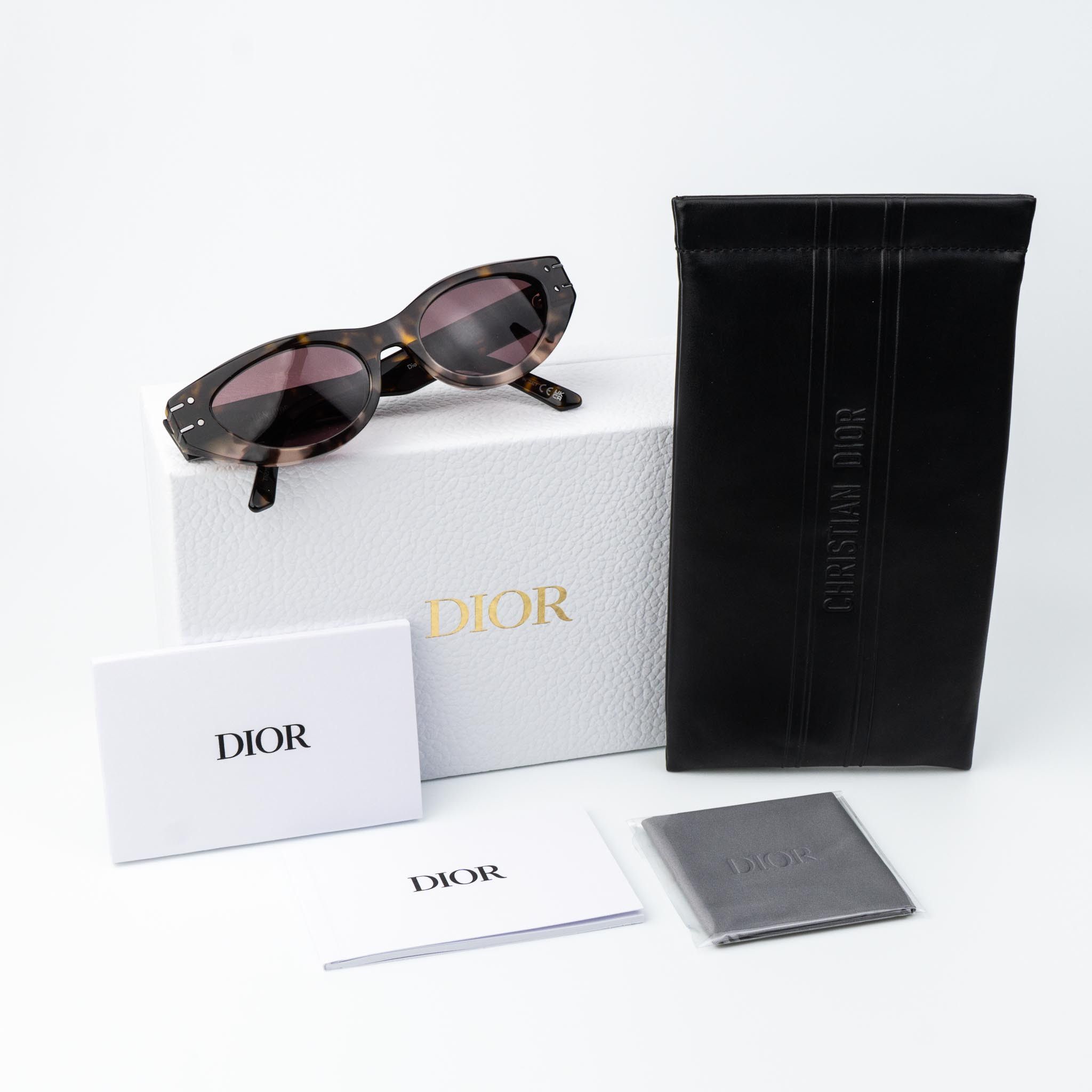 Dior Dior Women Sunglasses DIORSIGNATURE B5I 25D0 NEW AUTHENTIC Size ONE SIZE - 10 Thumbnail