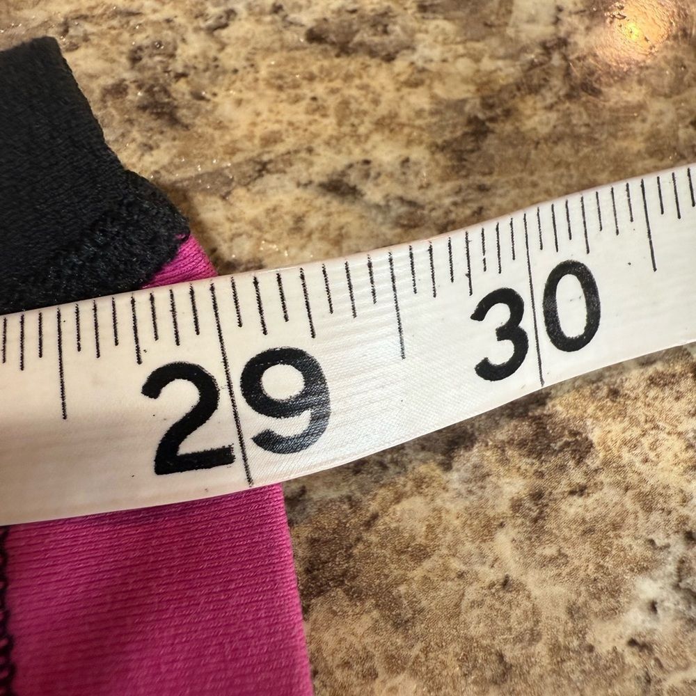 Lululemon Lululemon Black and Pink Leggings with Wide Waistband Size 26" / US 2 / IT 38 - 5 Thumbnail