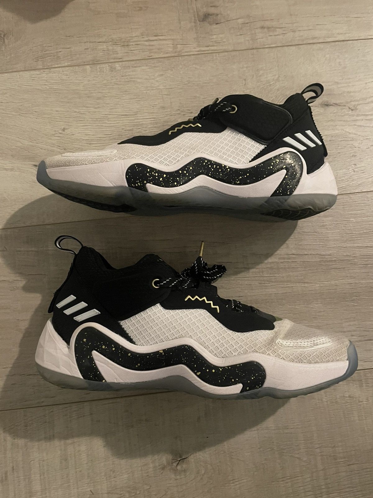 Adidas Donavan Mitchell D.O.N Issue 3 Basketball Shoes Size US 9 / EU 42 - 4 Thumbnail