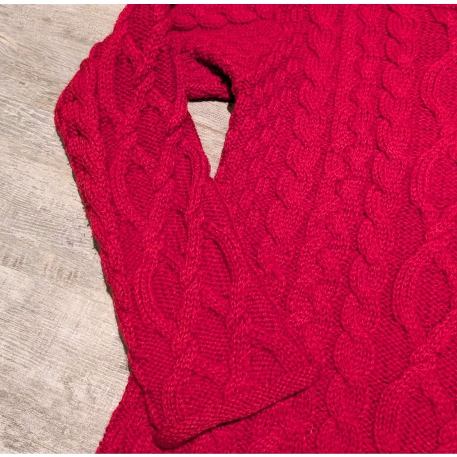 Vintage VINTAGE Inis Crafts 100% Merino Wool Turtleneck Sweater Women Red Cable Knit XS/S? Size S / US 4 / IT 40 - 4 Thumbnail