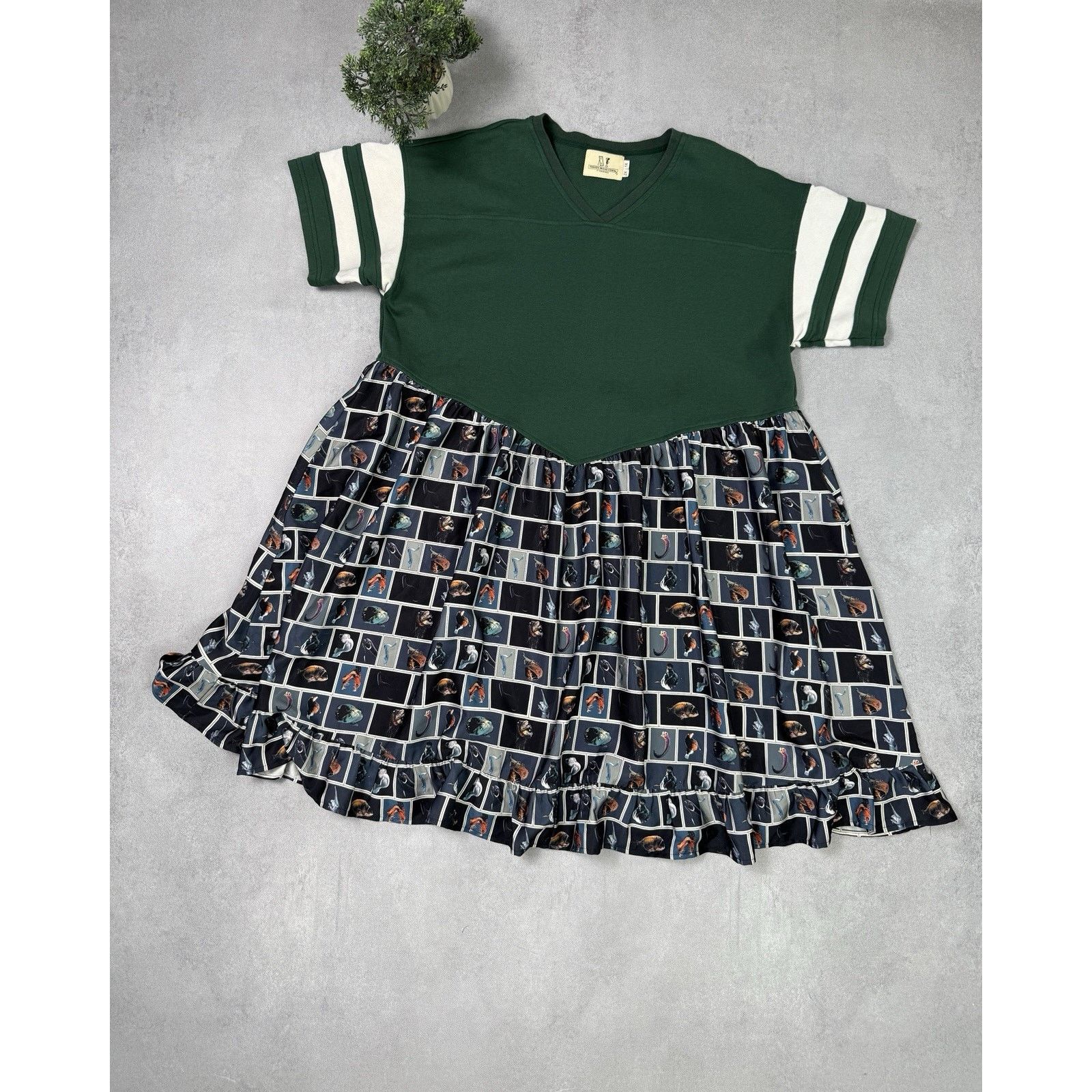 Fashion Brand Company Penelope Gazin Dress Fish Size XL-XXL
