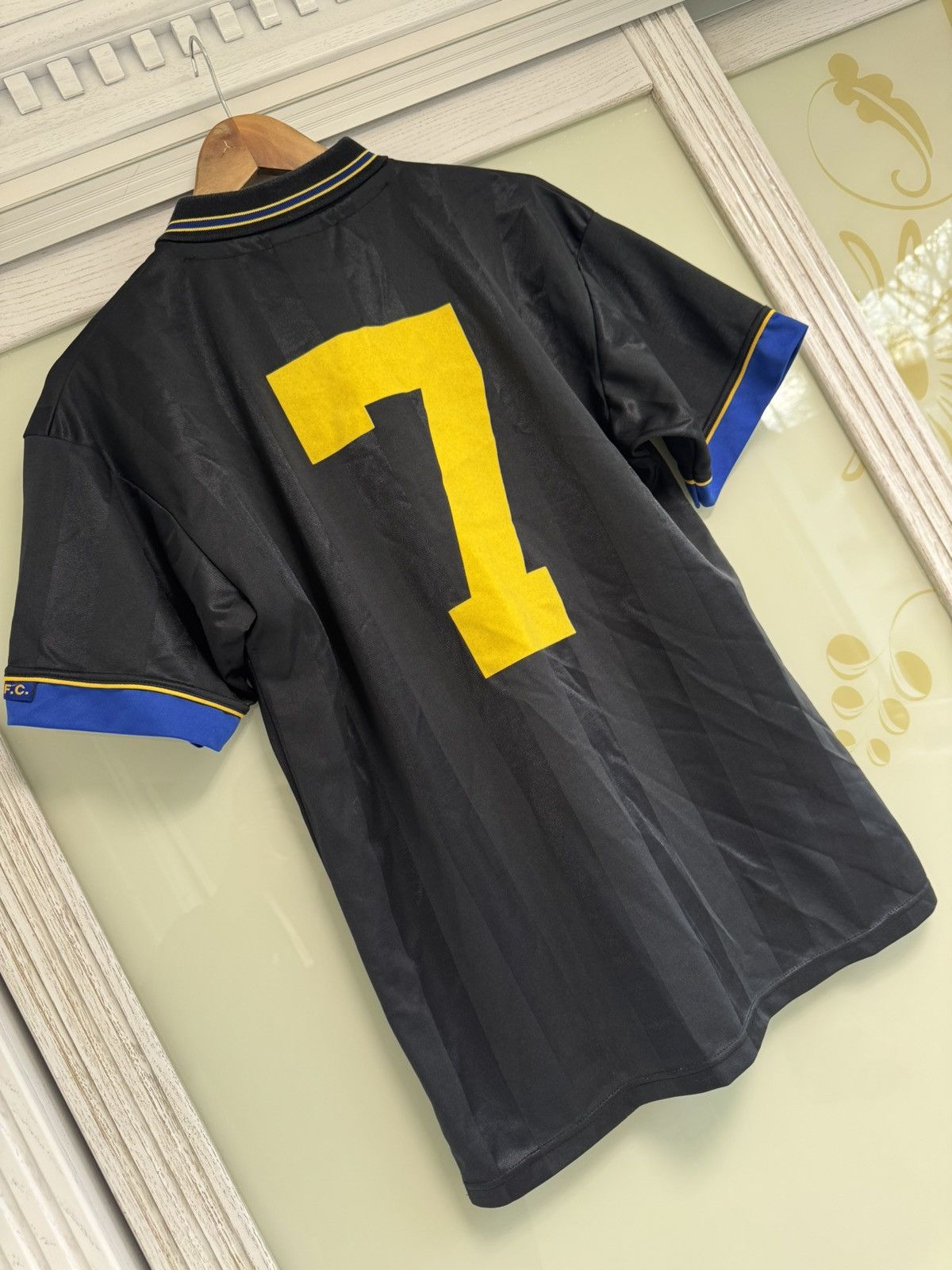 Umbro Vintage Manchester United 1994–1995 Score Draw Away Jersey Size US M / EU 48-50 / 2 - 6 Thumbnail