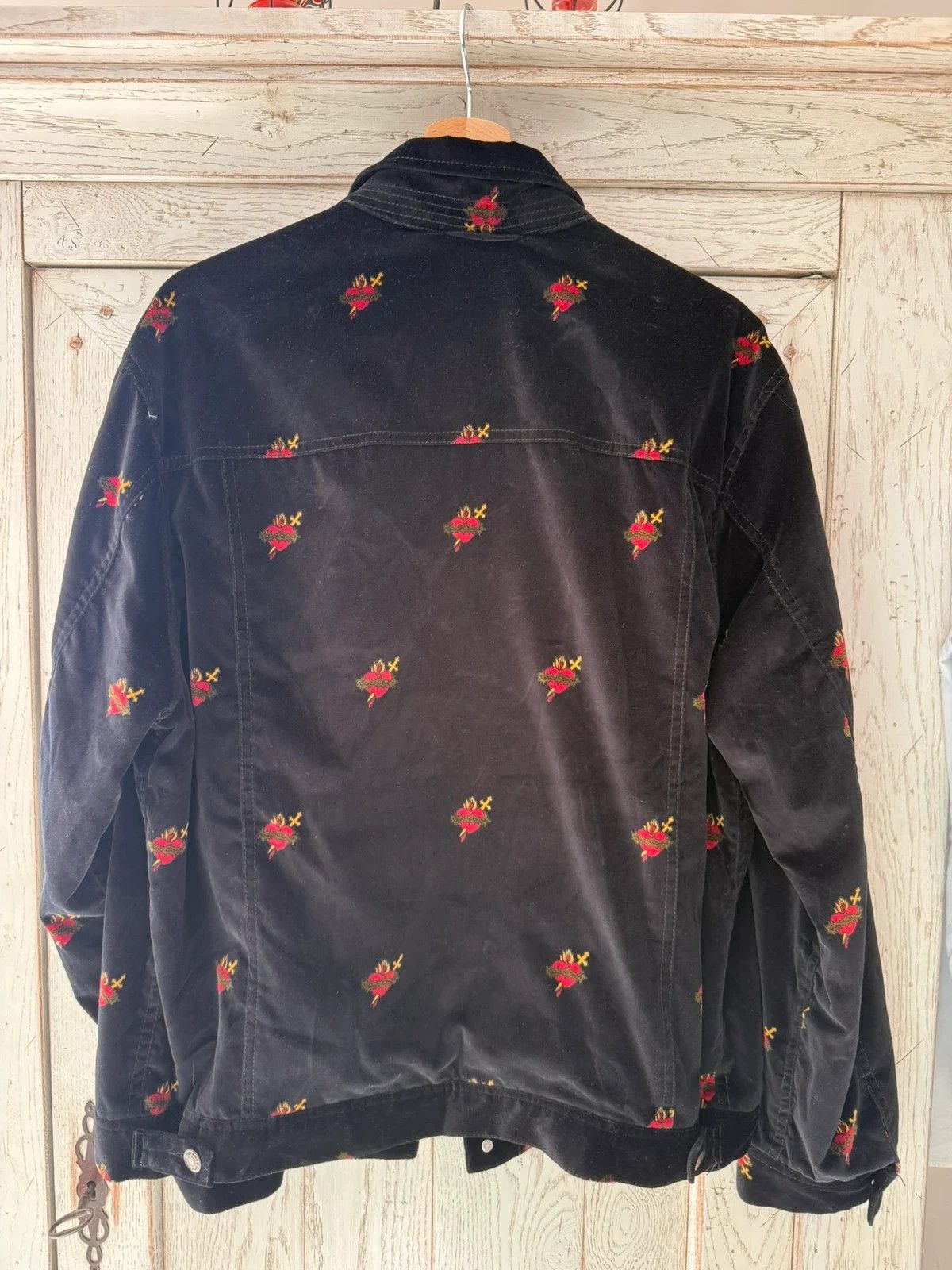 Supreme Trucker Velours Jacket Sacred Heart 2017 Size US L / EU 52-54 / 3 - 3 Thumbnail