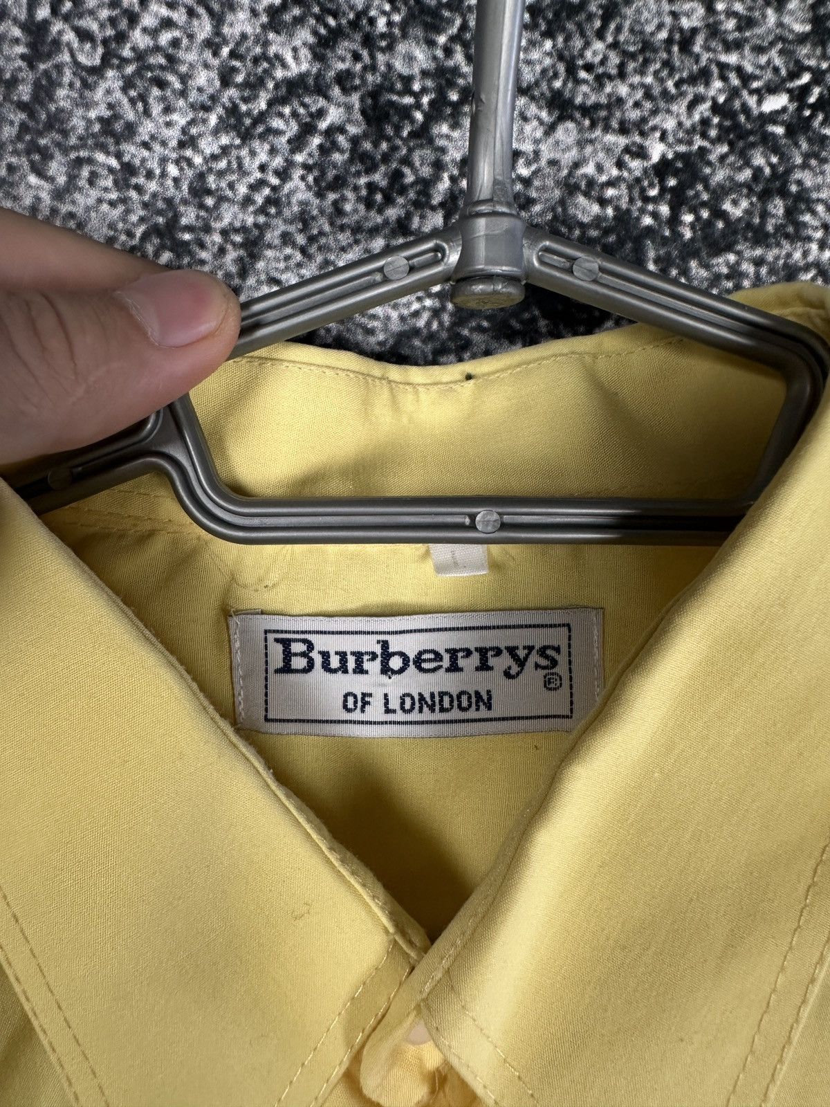 Burberry Vintage 90s Burberry Long Sleeve Shirt Button Up Rare Size L Size US L / EU 52-54 / 3 - 5 Thumbnail