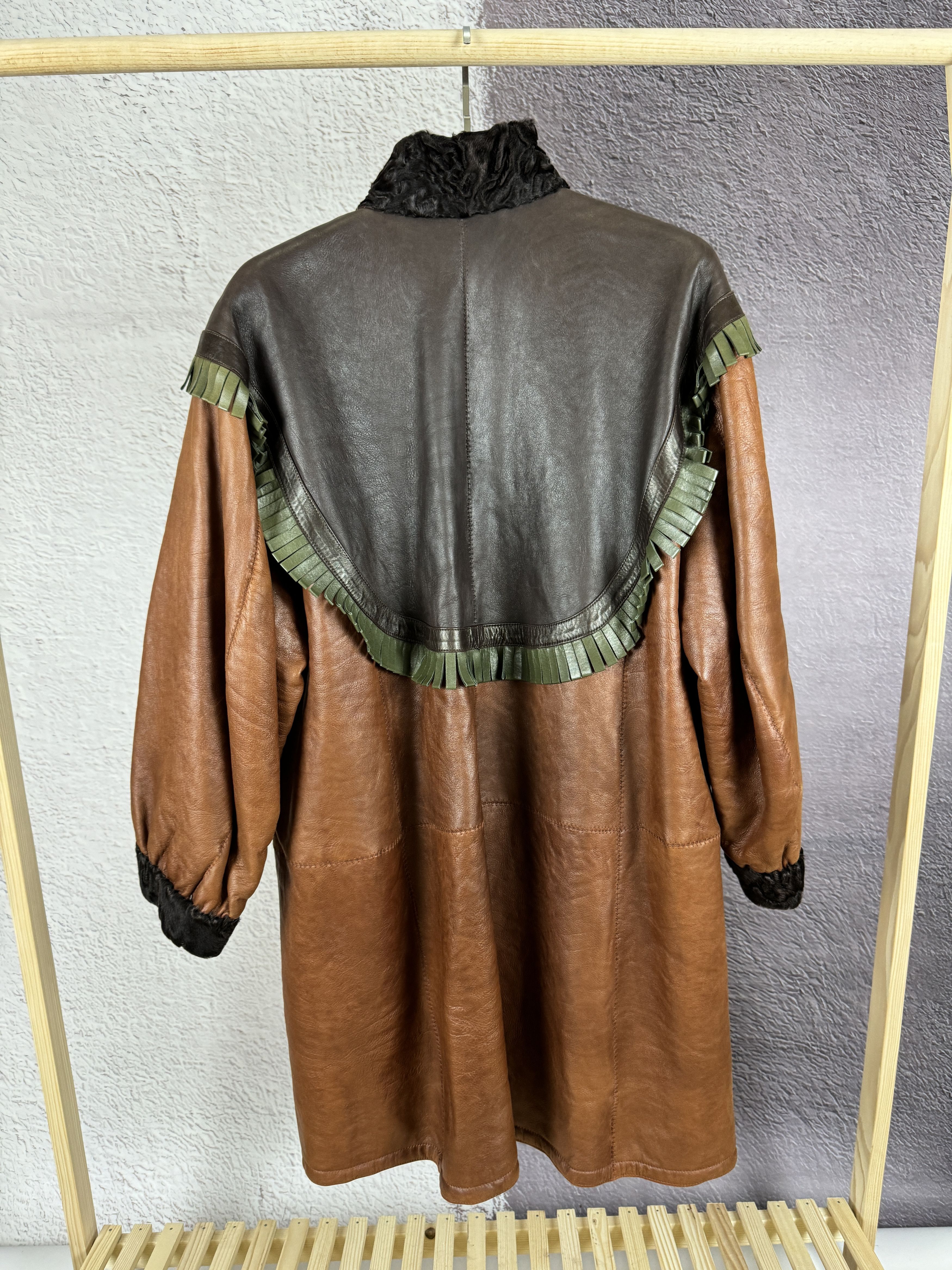 Yves Saint Laurent Yves Saint Laurent fourrures vintage 80s leather fur coat Size M / US 6-8 / IT 42-44 - 17 Thumbnail