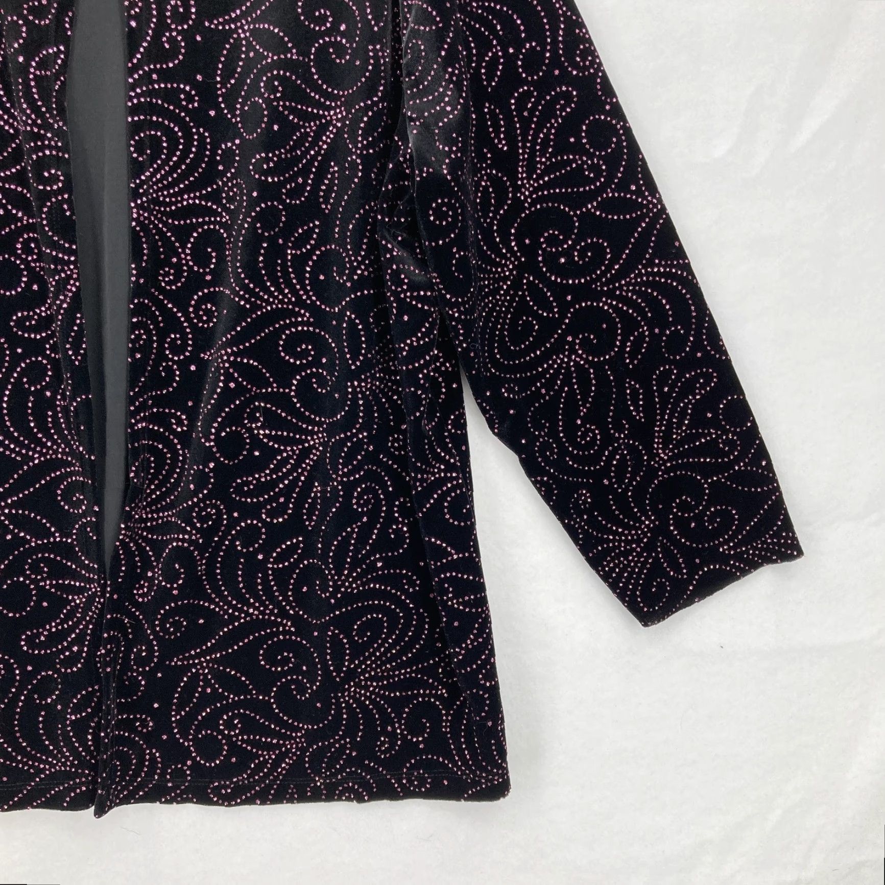 Vintage VINTAGE Notations Jacket Womens 2X Black Velvet Open Front Long Sleeve Sparkle Glitter Rhinestone Geometric Party/Cocktail Formal Women Size XXL / US 16-18 / IT 52-54 - 3 Thumbnail