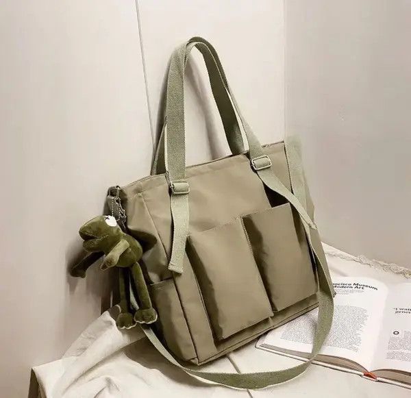 Japanese Brand Green Color Simple Fashion Nylon Canvas Tote Bag Size ONE SIZE - 1 Thumbnail