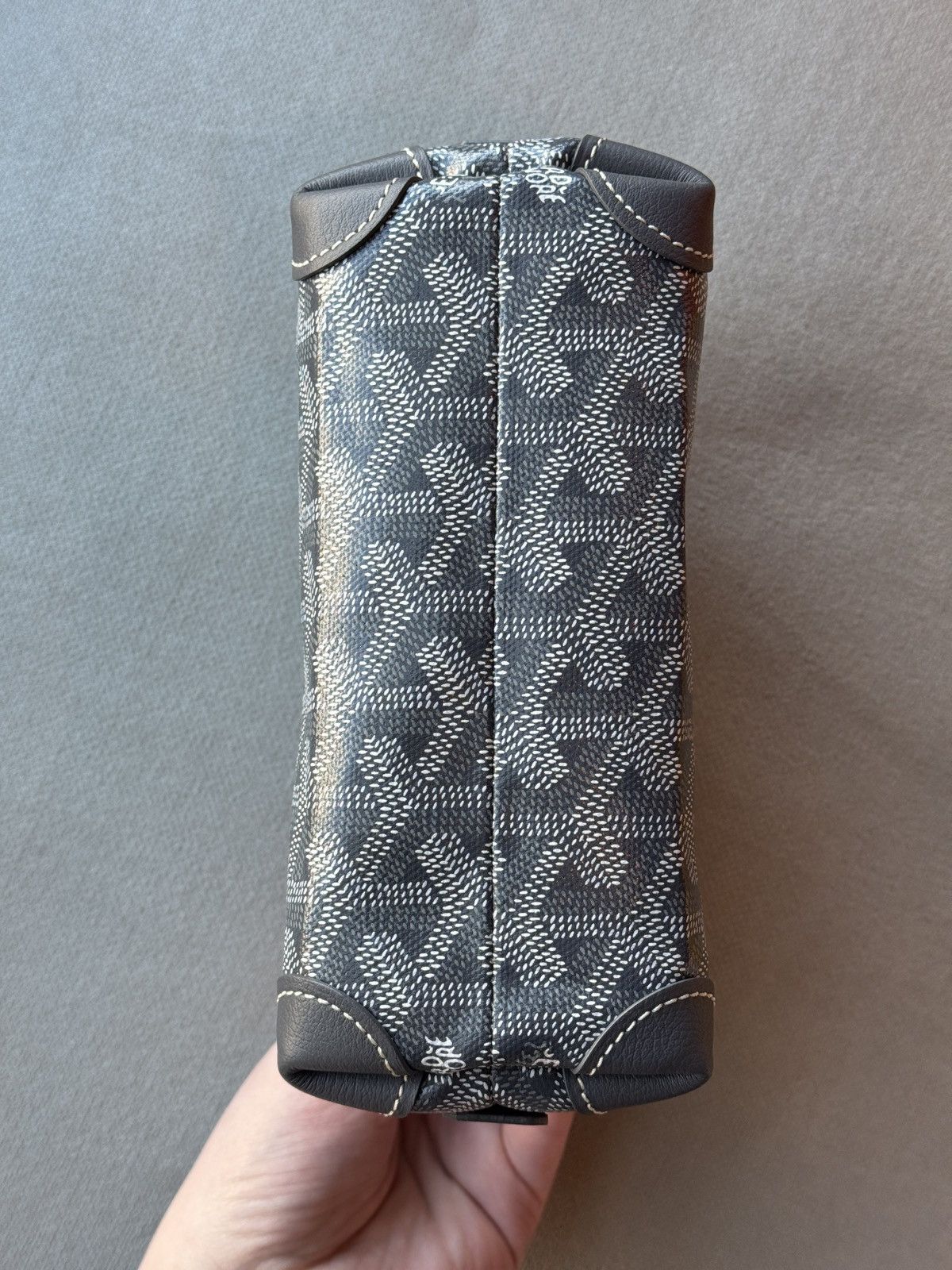 Goyard Goyard Goyardine Trousse A Maquillage Vendome Mini Pouch Size ONE SIZE - 6 Thumbnail