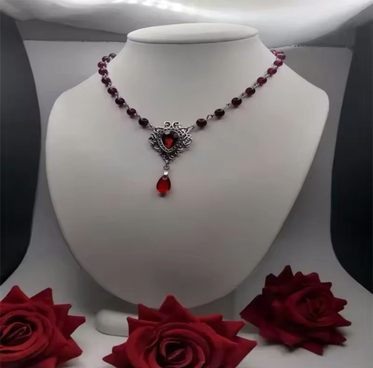 Jewelry Romantic Heart Rosary Necklace Size ONE SIZE - 1 Thumbnail