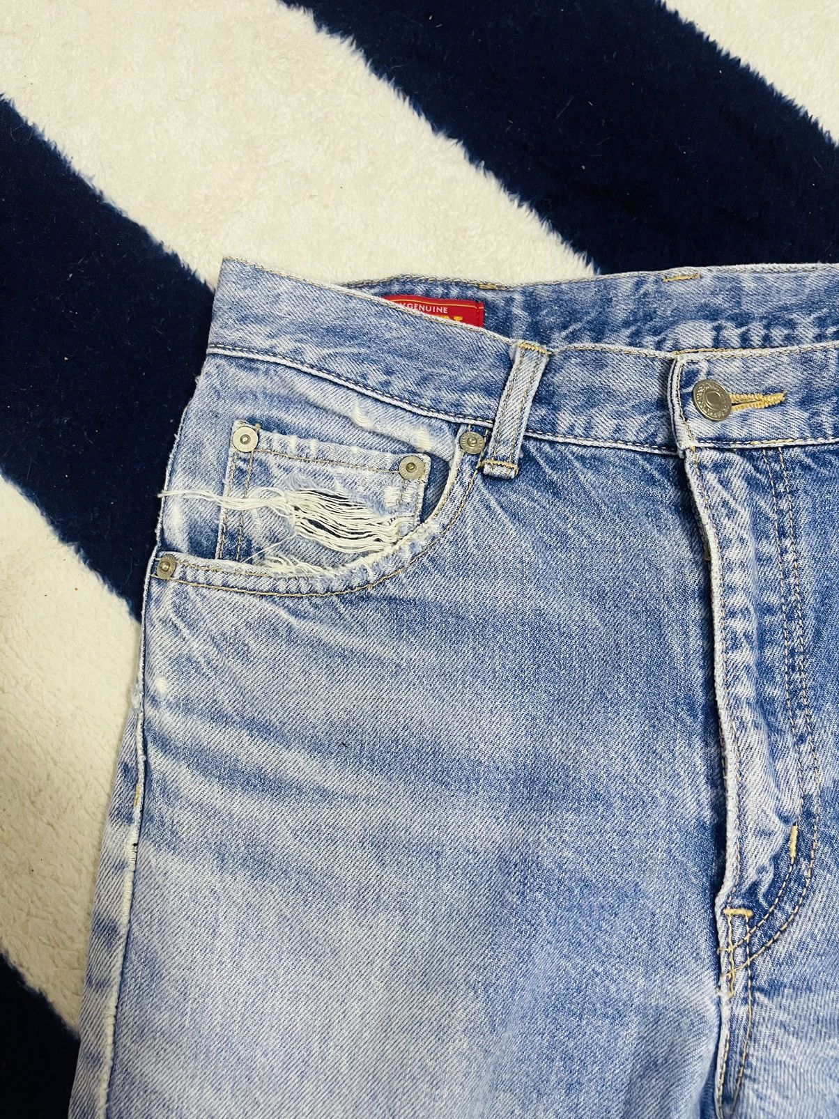 Edwin Edwin Distressed Jeans (16) Size US 30 / EU 46 - 14 Thumbnail