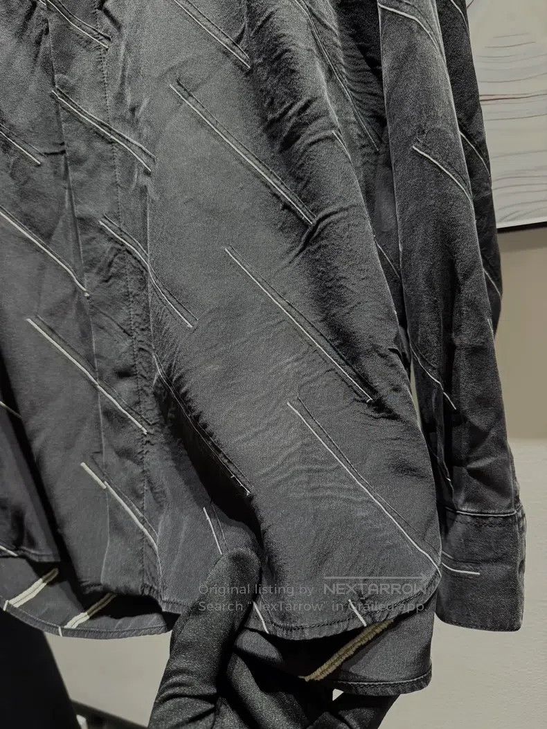 Saint Laurent Paris Saint Laurent Paris Mulberry Silk Striped Shirt Size XS / US 0-2 / IT 36-38 - 3 Thumbnail