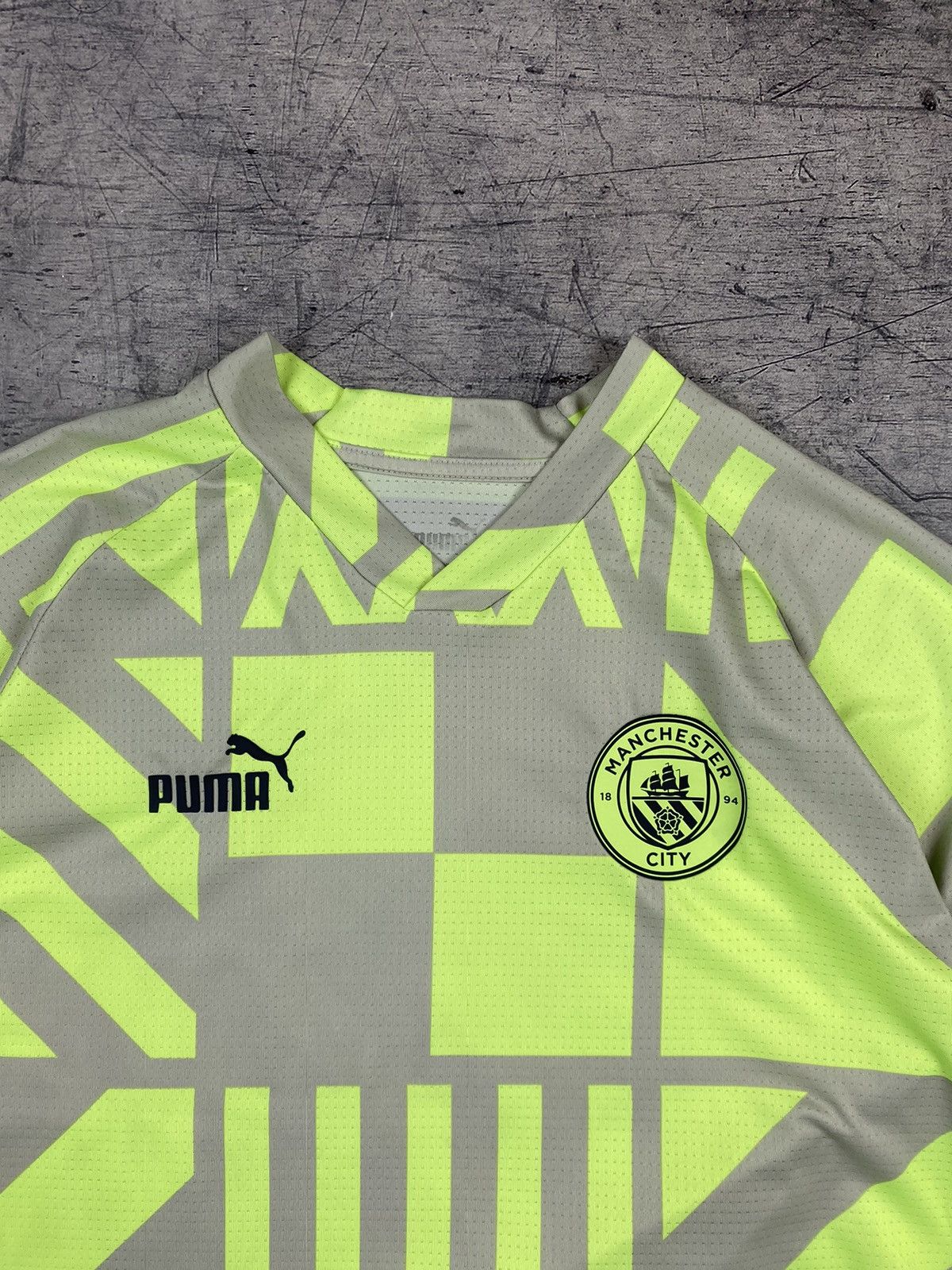 Adidas Puma Manchester City Soccer Jersey T Shirt Size US S / EU 44-46 / 1 - 5 Thumbnail