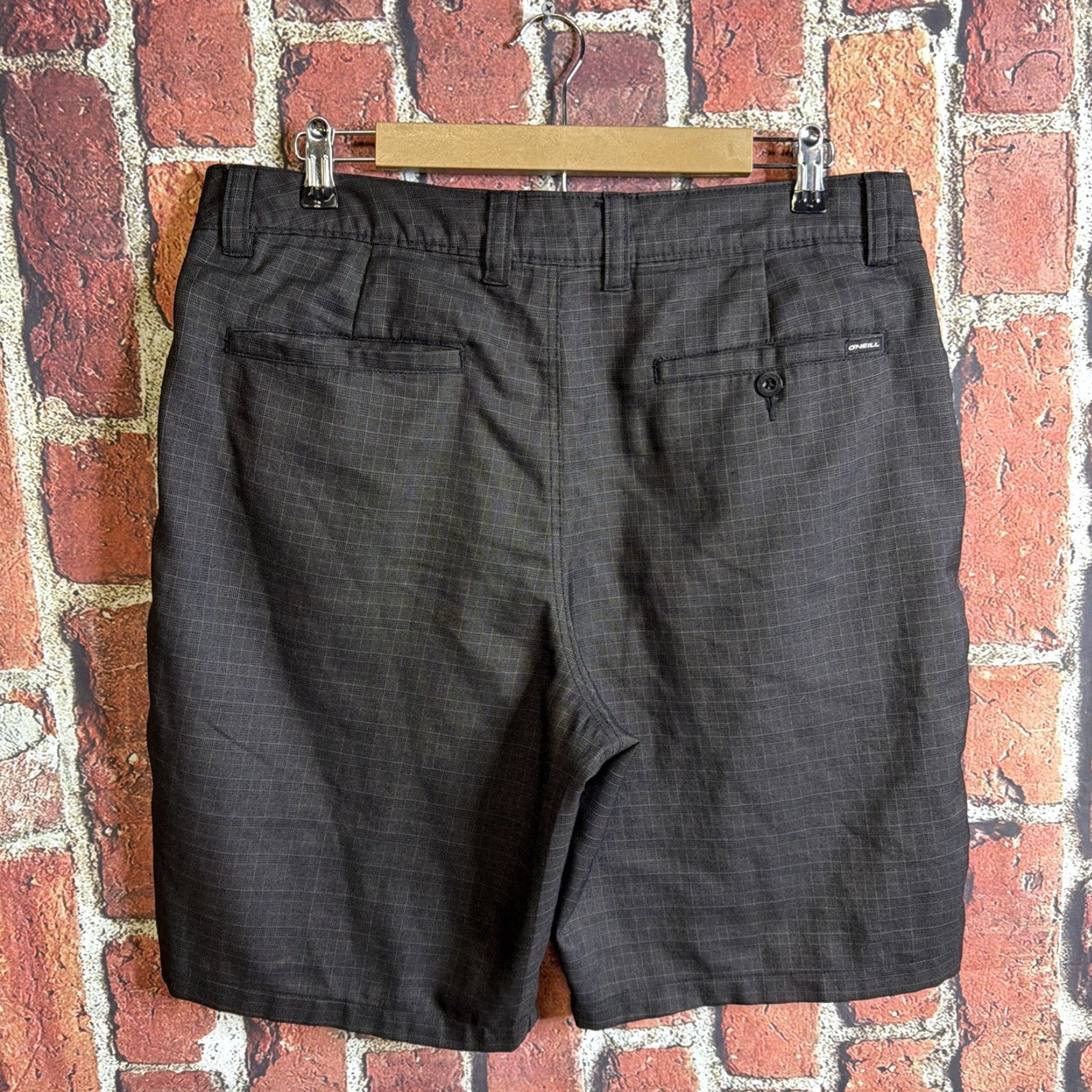 Vintage ONEILL Mens Chino Shorts Plaid Gray 34 Regular Inseam 10.5in Polyester Viscose Pockets Size US 34 / EU 50 - 3 Thumbnail