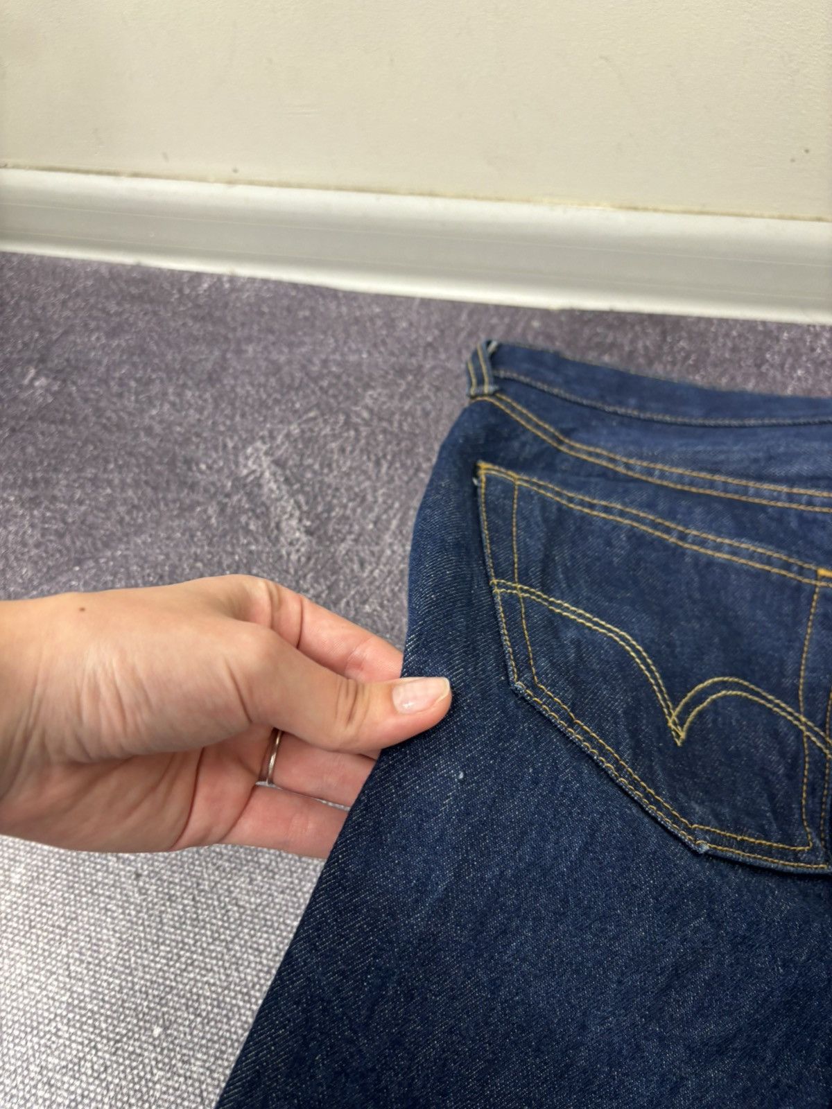 Levi's Vintage Levi’s 501 Straight Leg Button-Fly Blue Denim Jeans Size US 32 / EU 48 - 6 Thumbnail