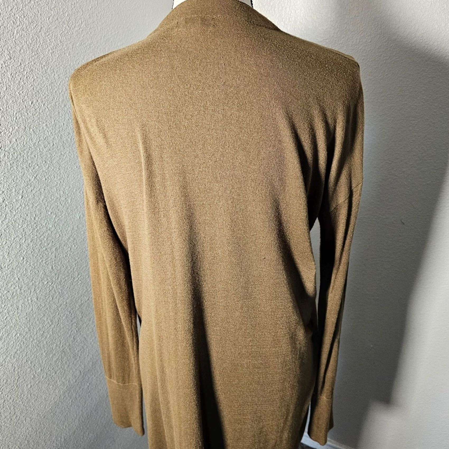 Vintage VINTAGE? Halogen Women's Cardigan Sweater Open Front Knee Length Green Brown Pockets Size 1 Regular Knit Long Sleeve Shown Measurements Size XS / US 0-2 / IT 36-38 - 3 Thumbnail