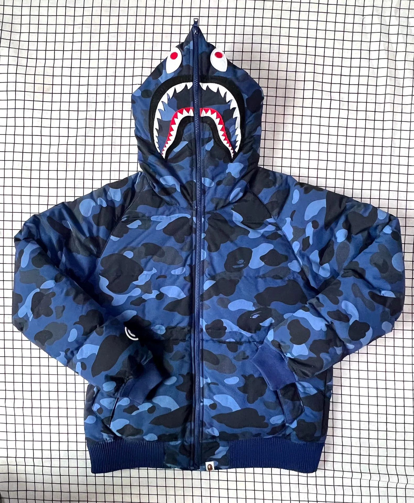 Bape Bape Down Camo Multi Heavy Coat l Men Size US L / EU 52-54 / 3 - 1 Thumbnail