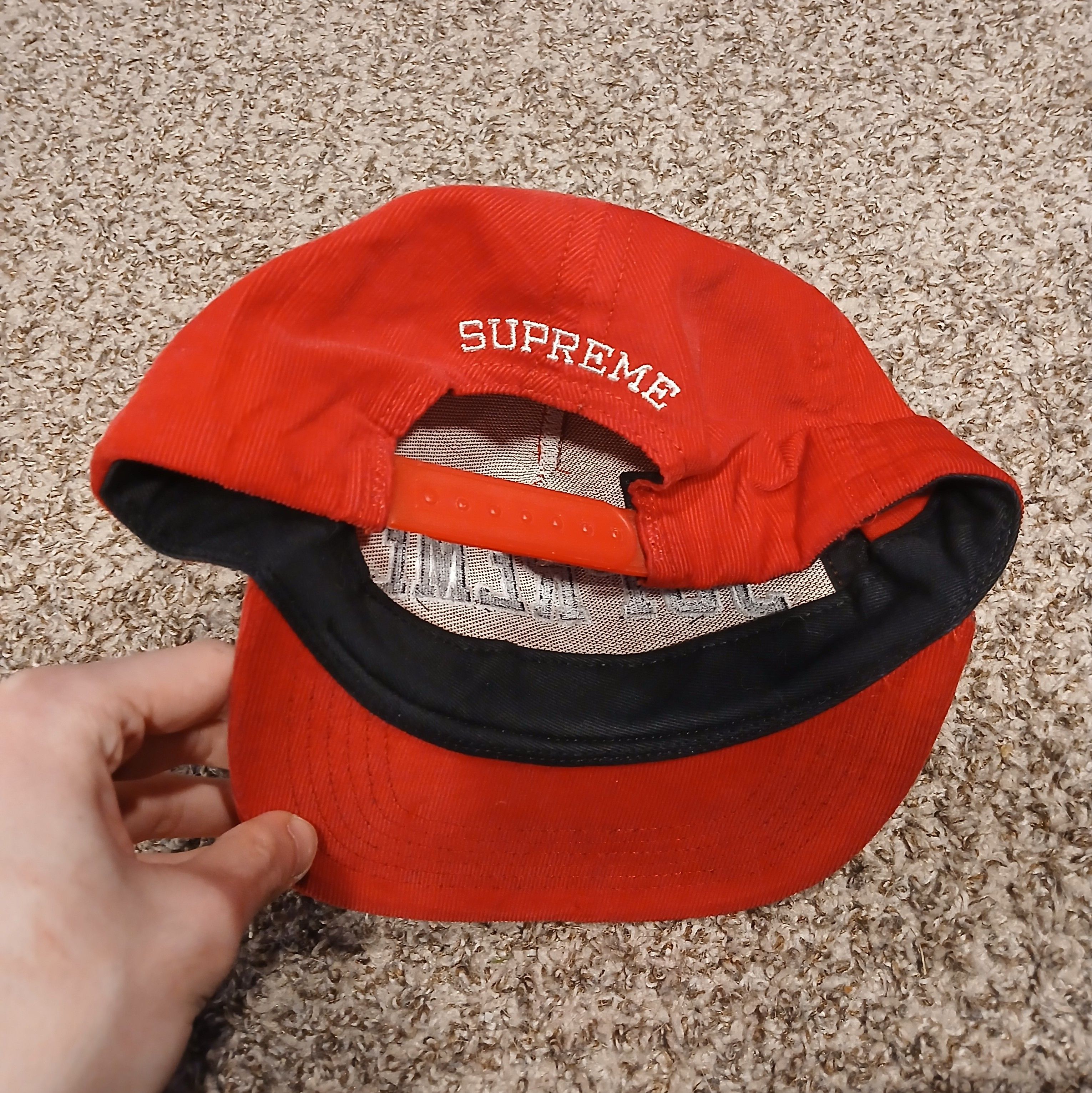 Champion × Supreme Supreme x Champion Red Embroidered Logo hat SS17 Size ONE SIZE - 3 Thumbnail