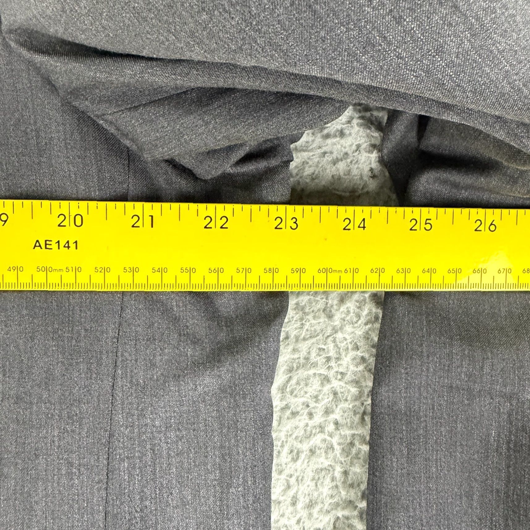 Ermenegildo Zegna Ermenegildo Zegna Blazer Jacket Mens Size 46 Gray Wool Silk Italy Blazer Coat Milestone Style City Classic Designer Regular Vintage: No Size 46R - 5 Thumbnail